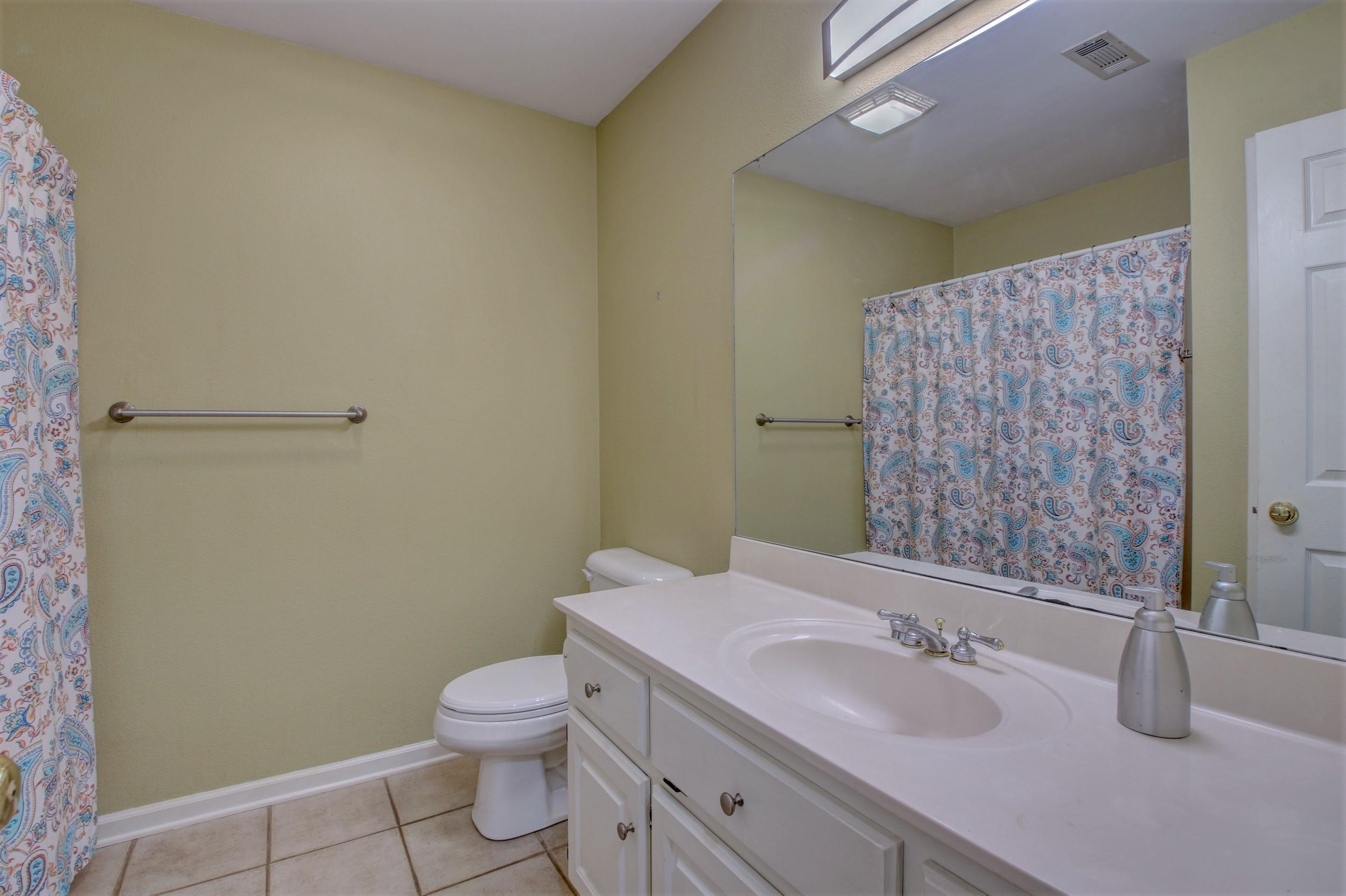 COUNTRY CLUB OF ARK THE - Residential