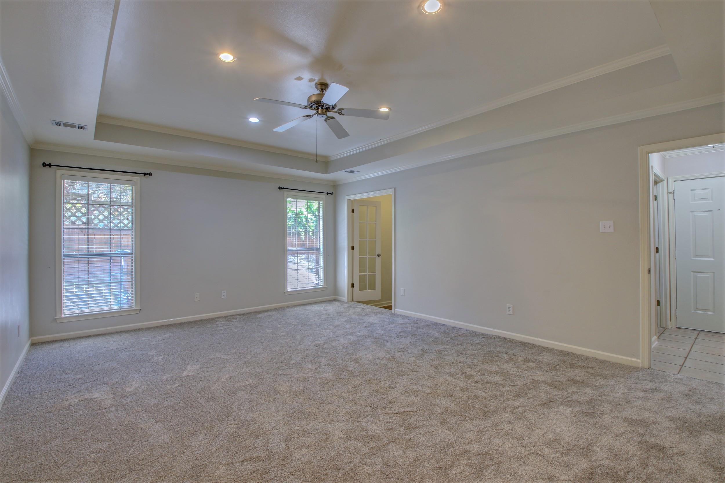 COUNTRY CLUB OF ARK THE - Residential