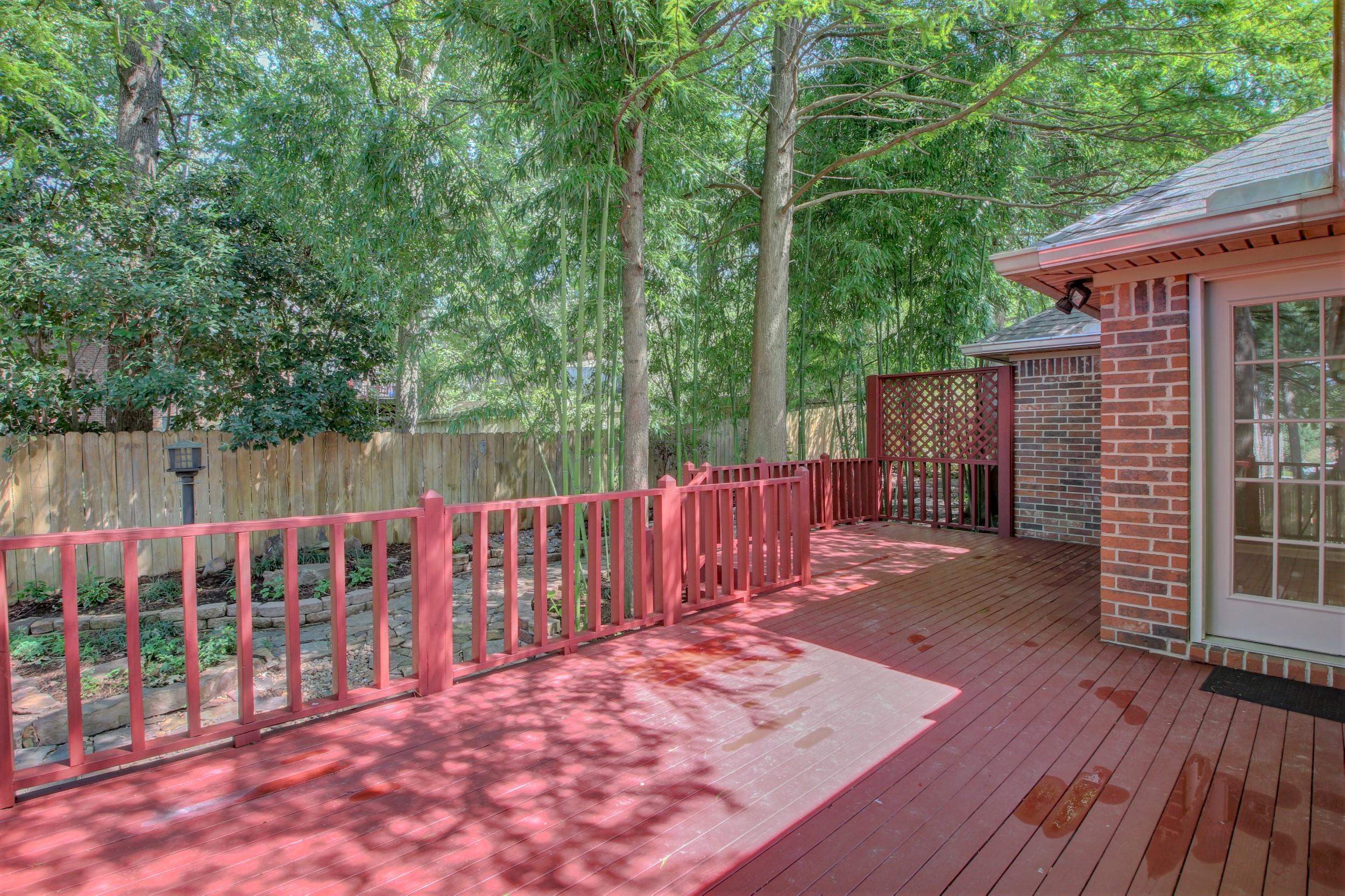 COUNTRY CLUB OF ARK THE - Residential