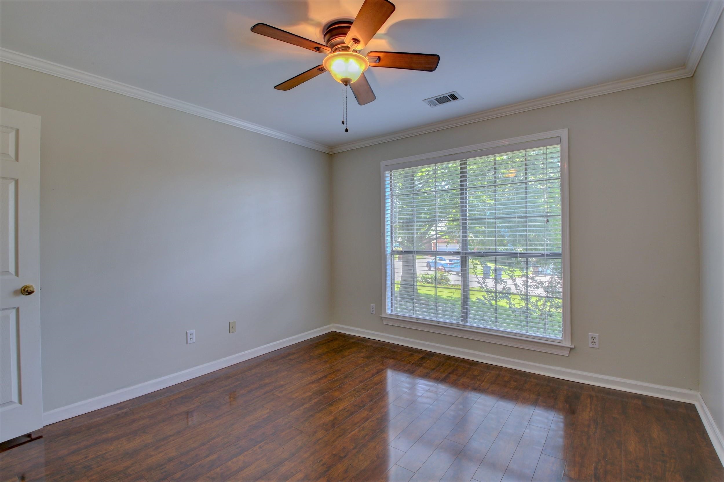 COUNTRY CLUB OF ARK THE - Residential