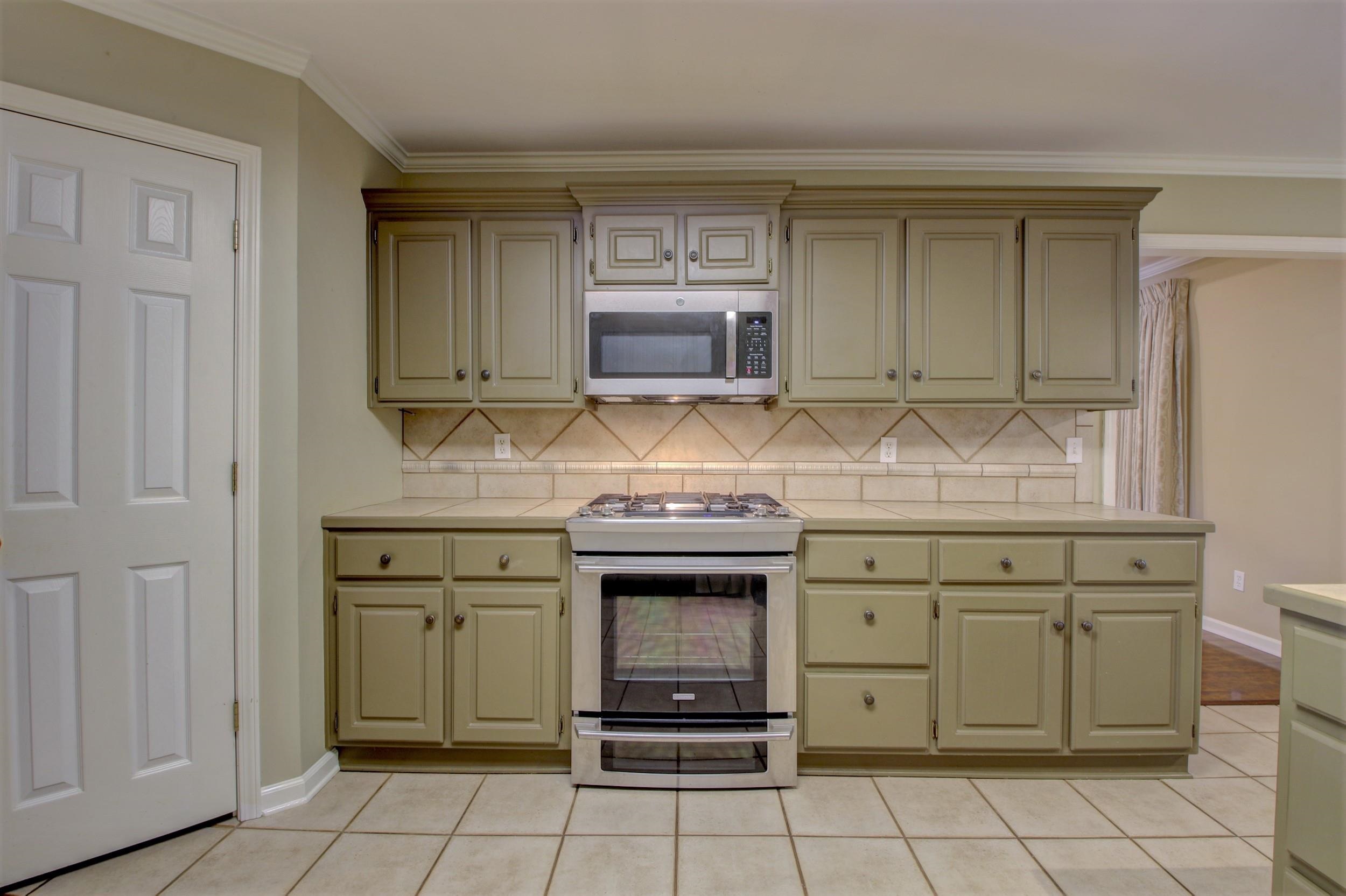 COUNTRY CLUB OF ARK THE - Residential