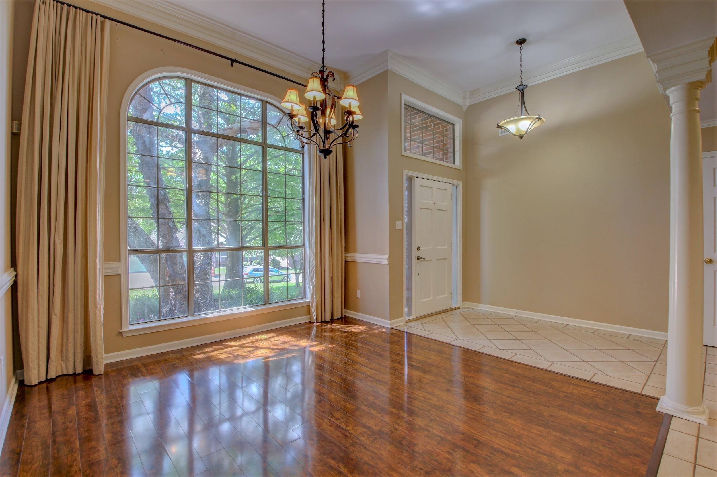 COUNTRY CLUB OF ARK THE - Residential