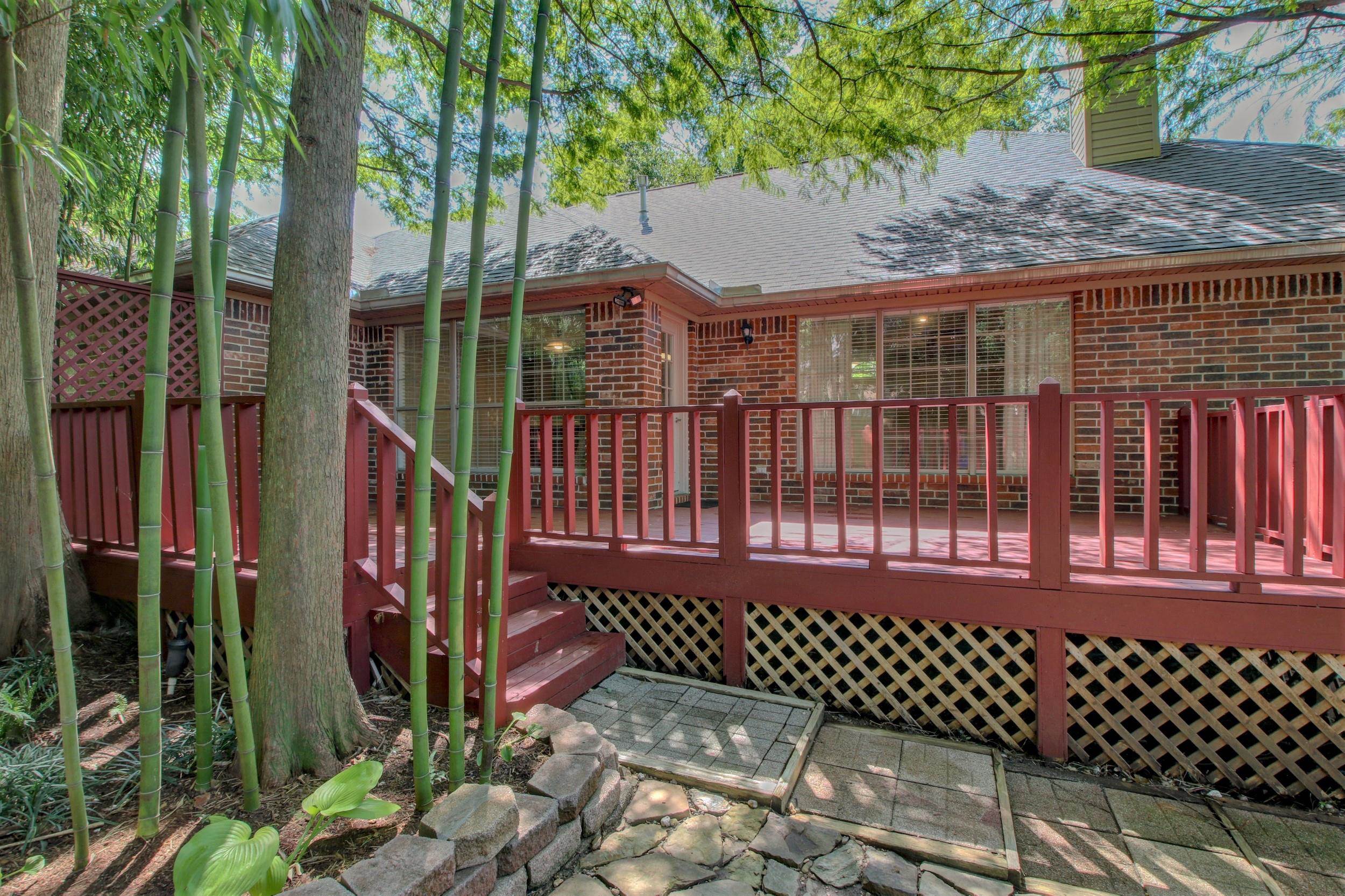 COUNTRY CLUB OF ARK THE - Residential