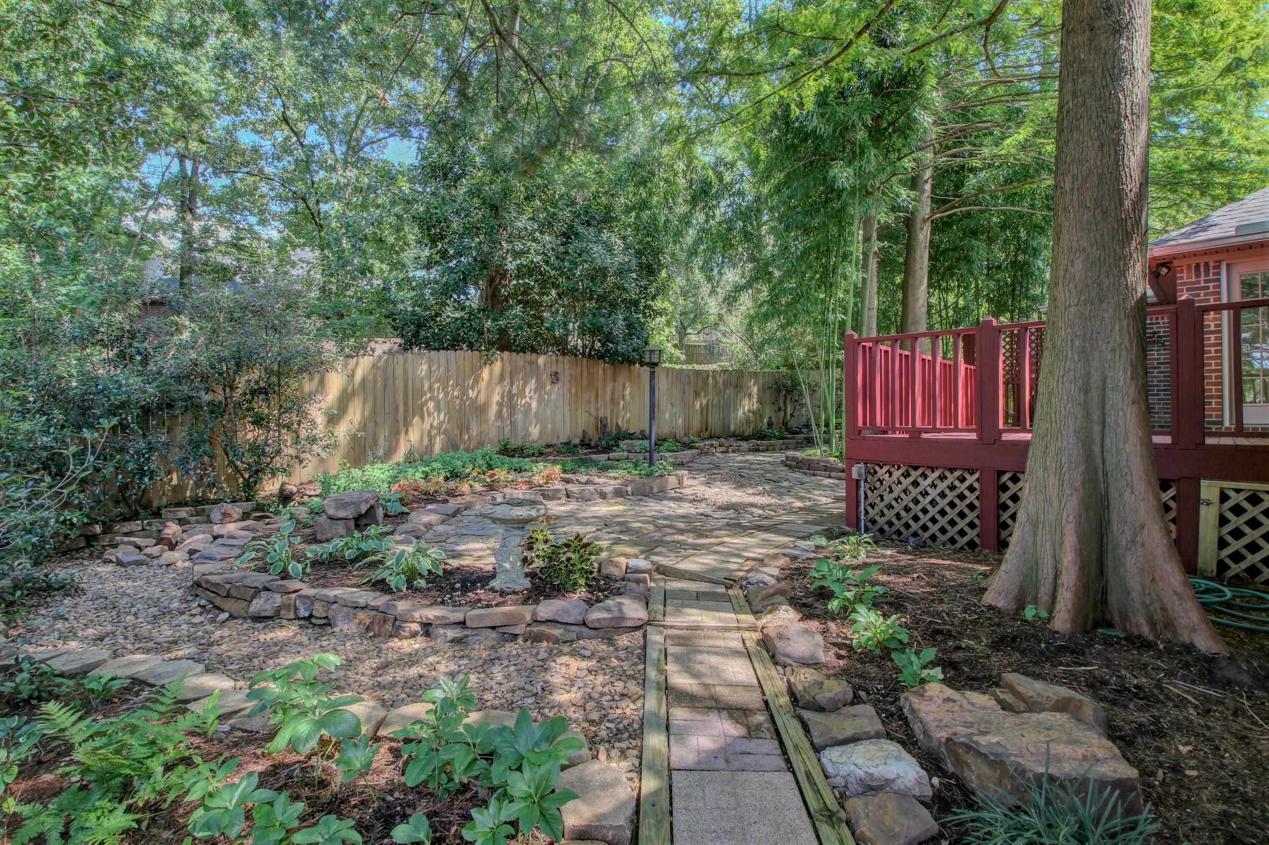 COUNTRY CLUB OF ARK THE - Residential