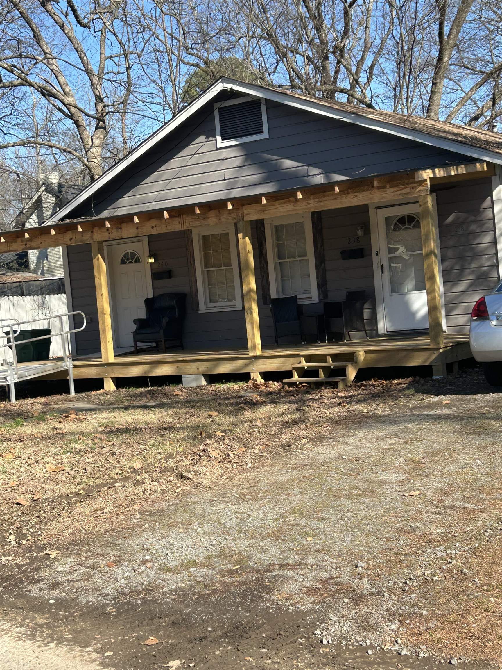 This the perfect duplex to add to your investment portfolio! Both units are rented out!