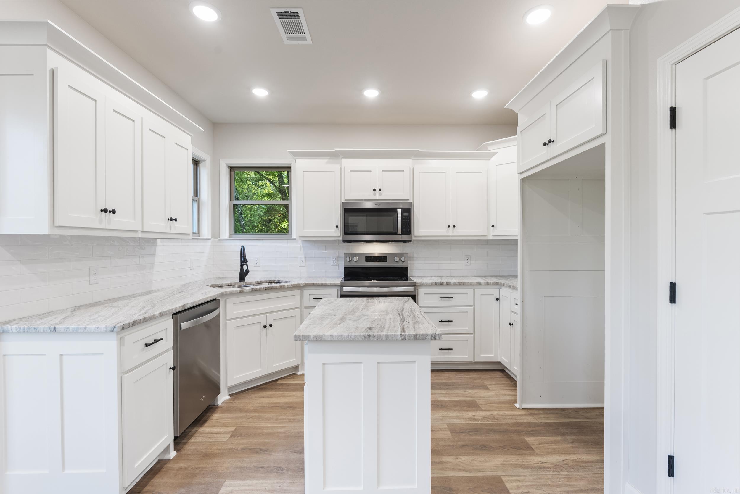 MTN. GROVE SUBDIVISION, PHASE 1 - Residential