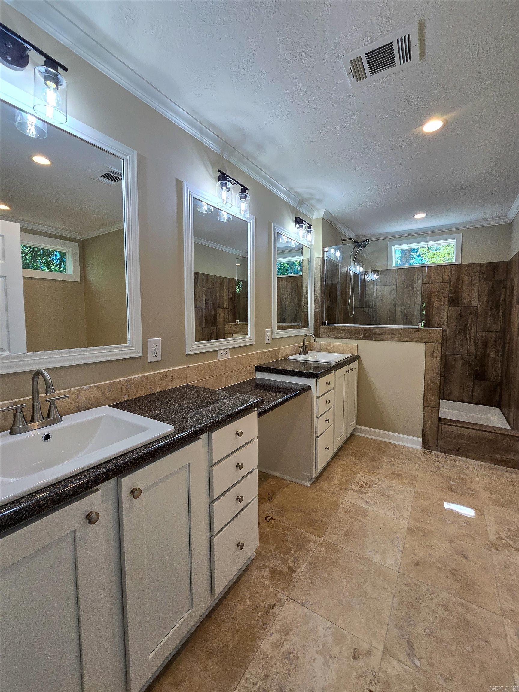 Portis Riverside - Residential