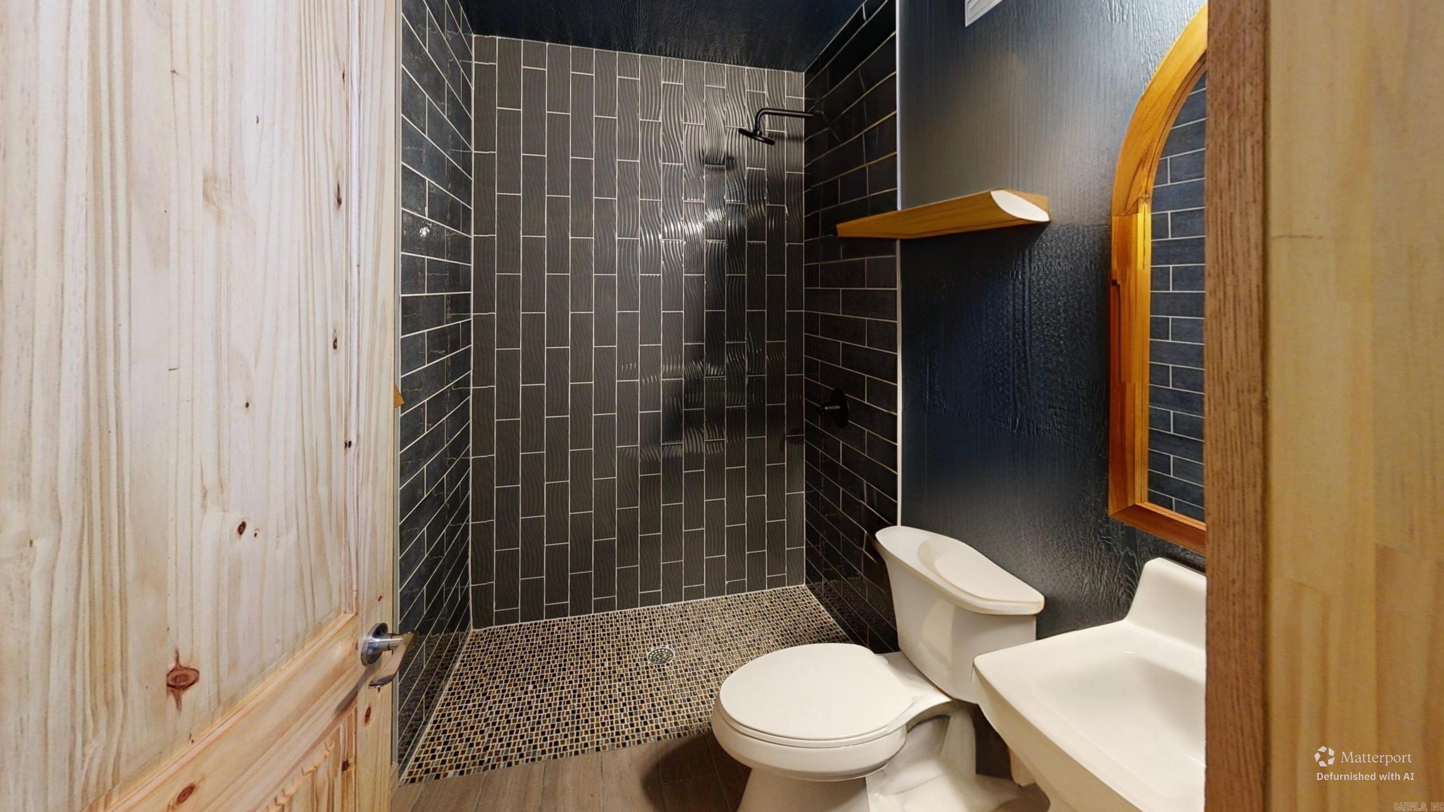 Lake Hamilton-Outside - Residential