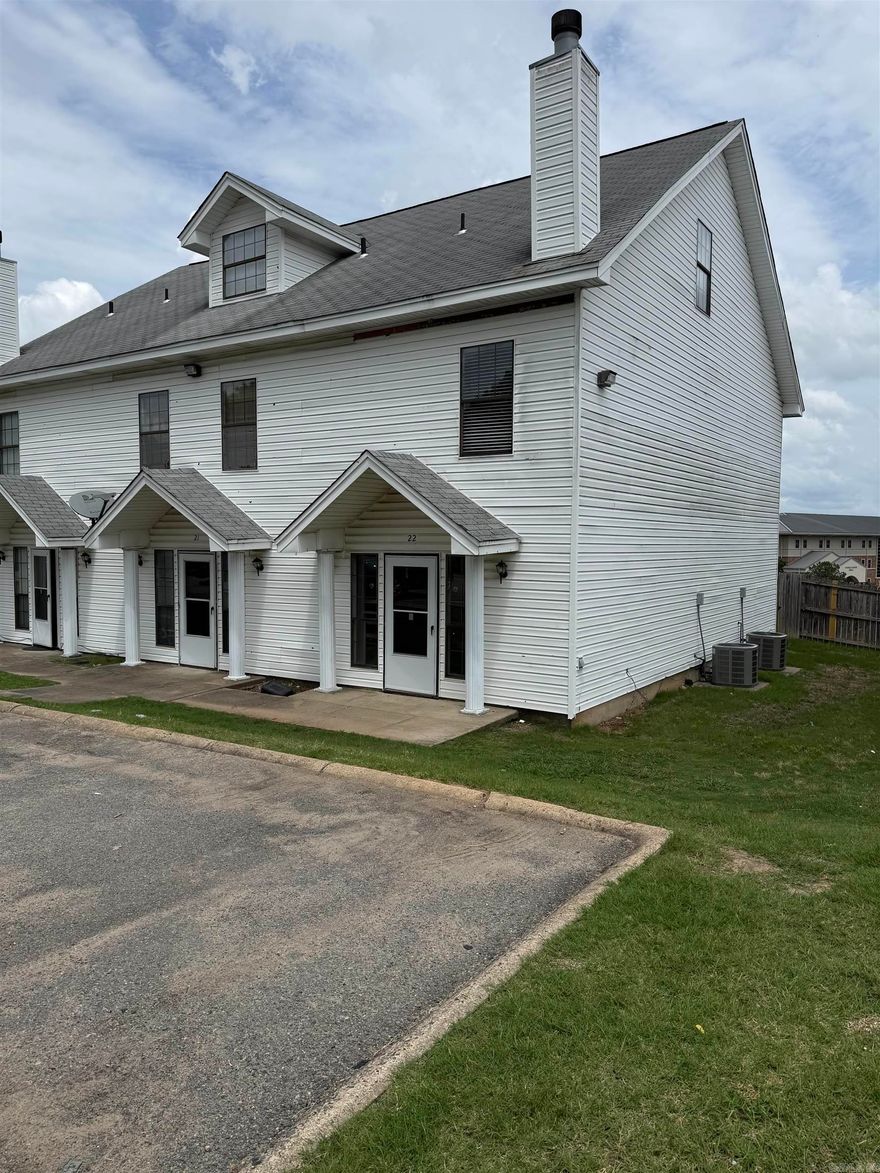 Nice, updated, and affordable tri-level condo in Edgehill Townhomes. Tons of updates inside, ready for owner occupant or investor! New flooring, new interior paint, private back patio. Living room and kitchen with half bath downstairs. Guest bedroom and bathroom, primary suite with it's own bathroom on 2nd level, and 3rd bedroom on top level. All electric (no gas), 2 ac units, fridge conveys, 1 assigned parking spot.  Seller paying $750 of buyer's first year home warranty. Priced to move, don't miss this one.