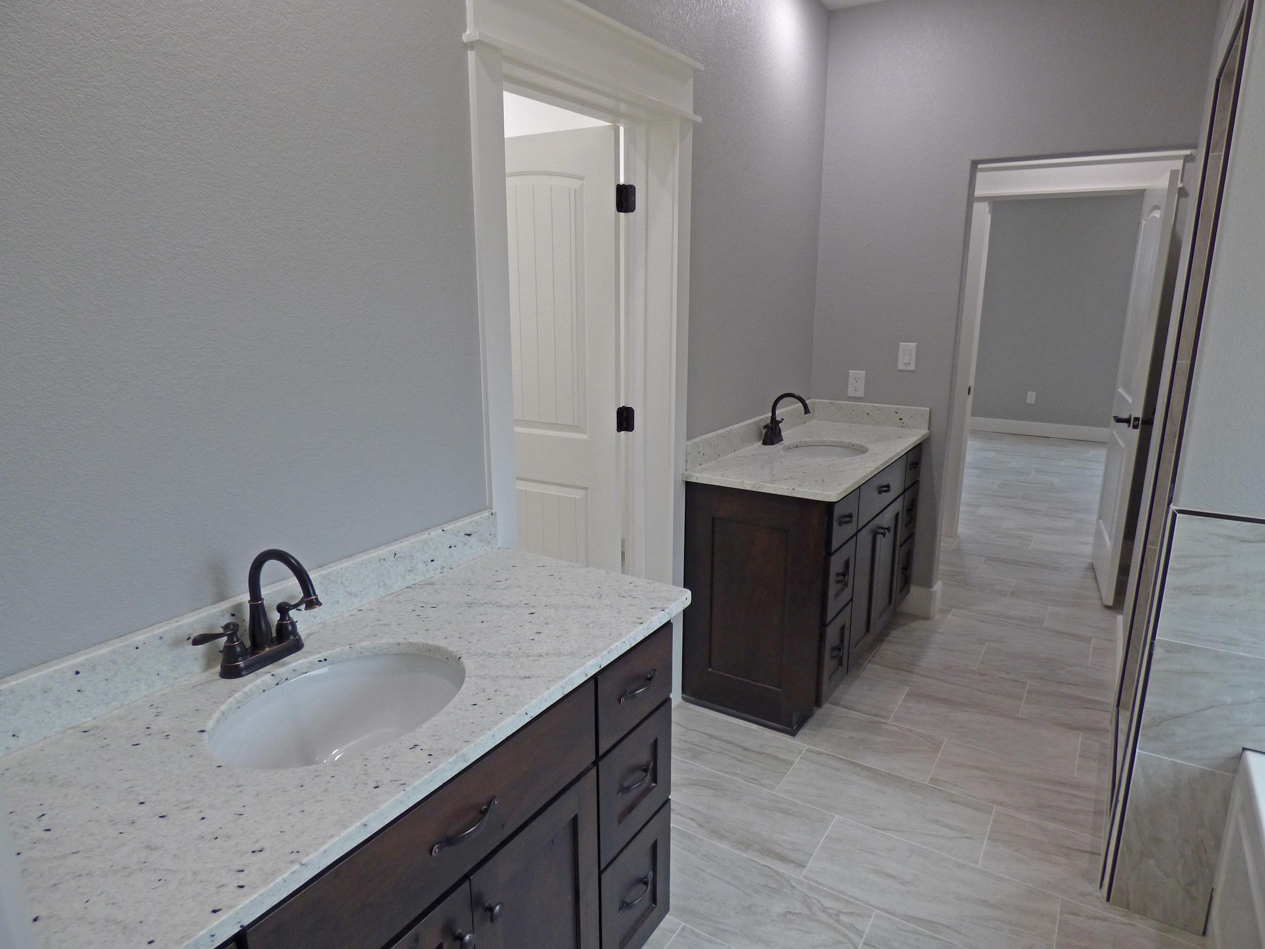 HIGHLAND OAKS - Residential