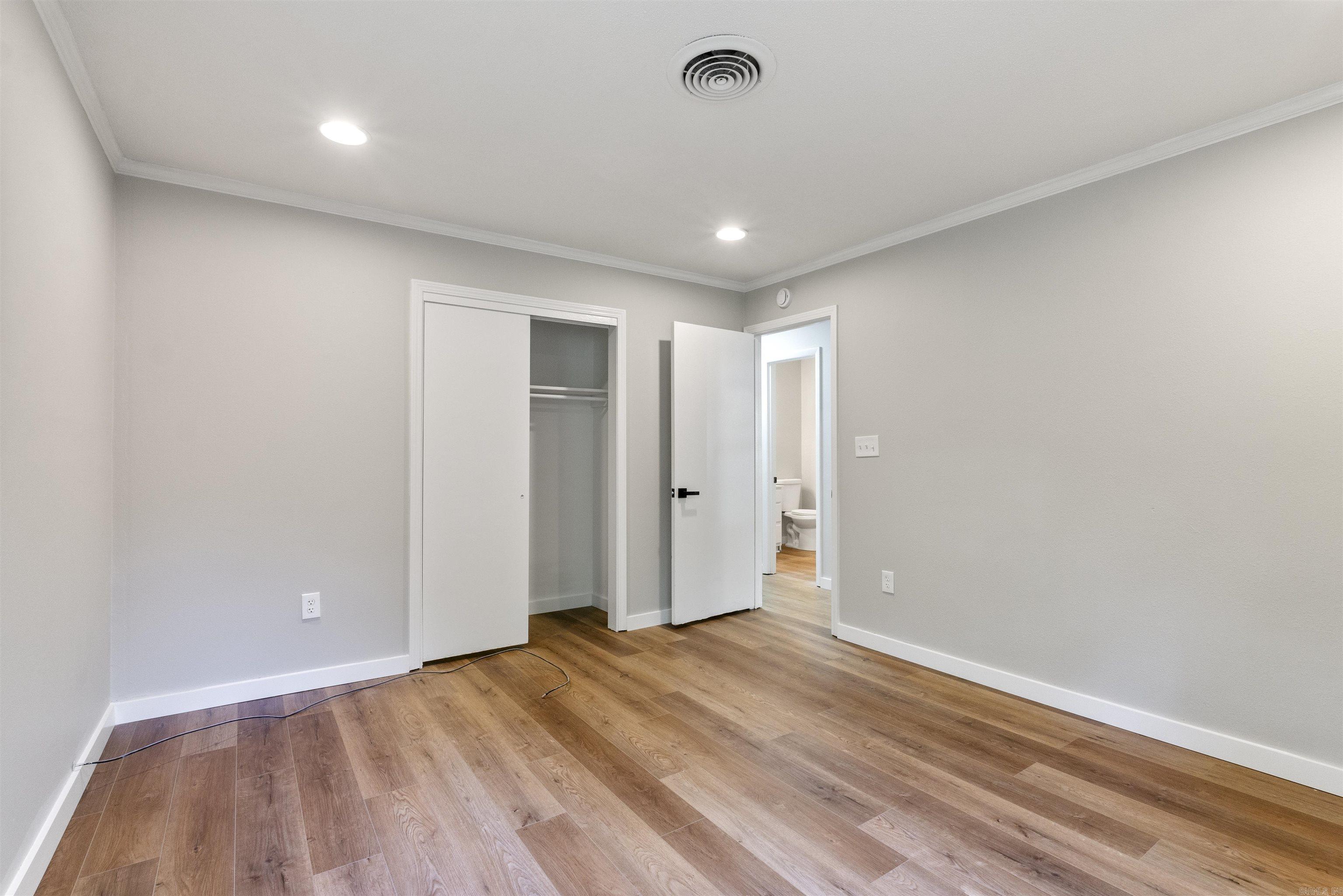 DESOTO TERRACE - Residential