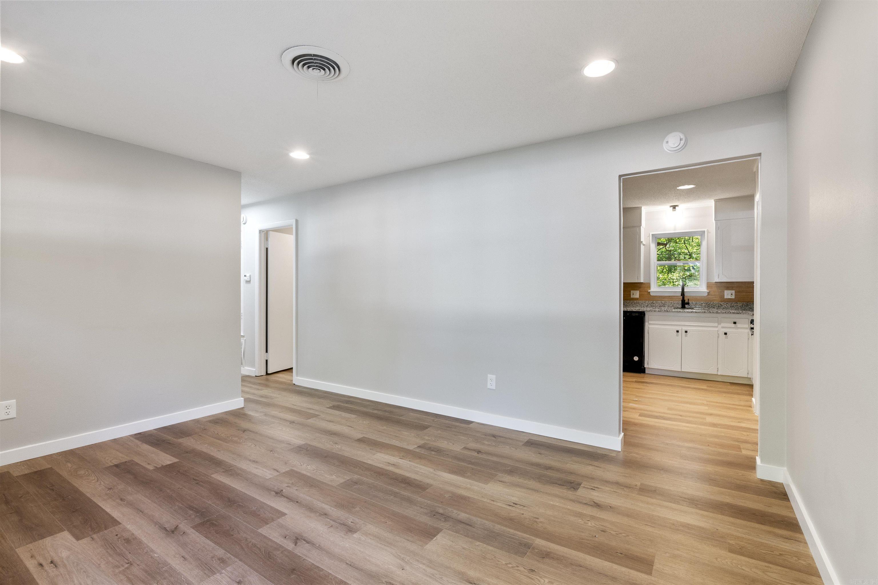 DESOTO TERRACE - Residential