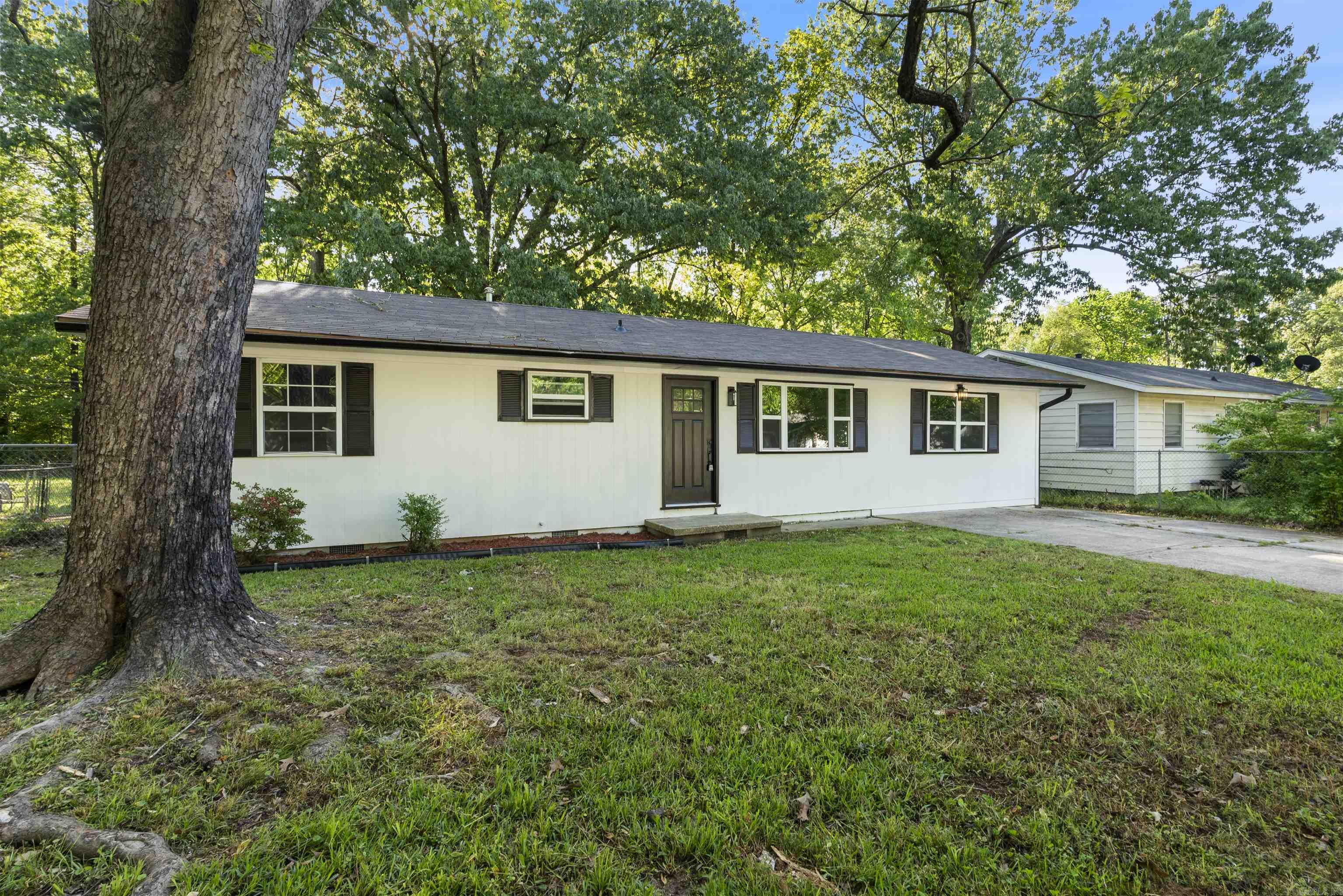 DESOTO TERRACE - Residential