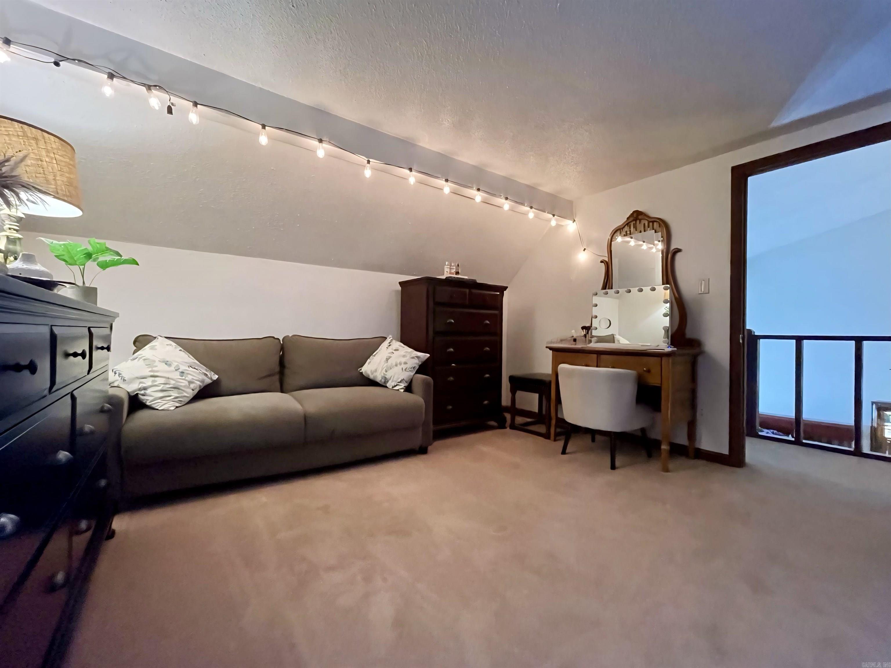 Clinton Original - Residential