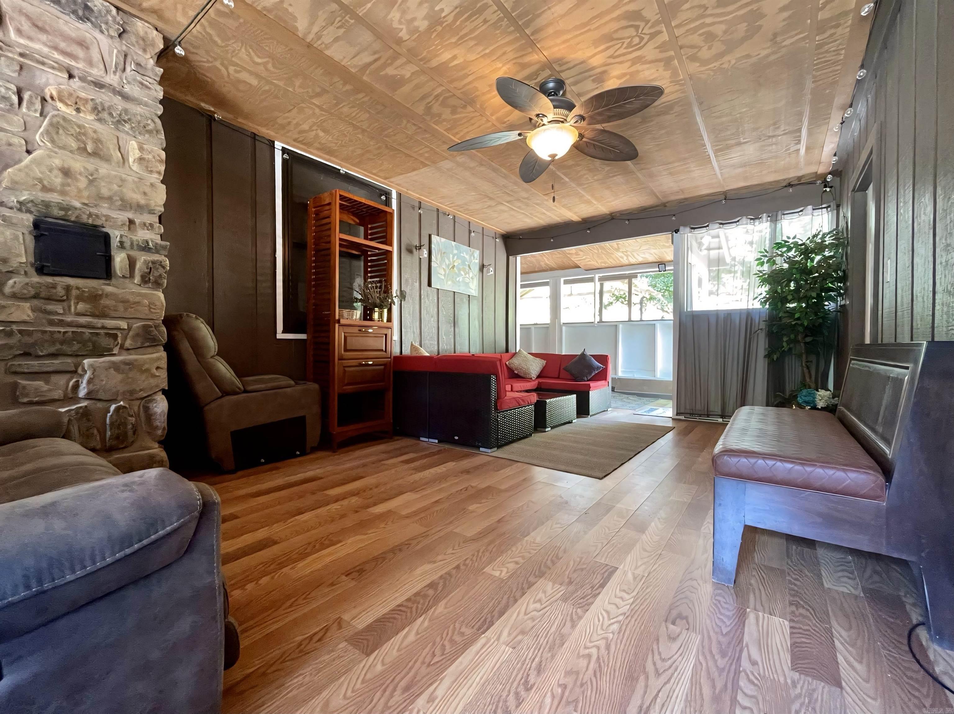 Clinton Original - Residential