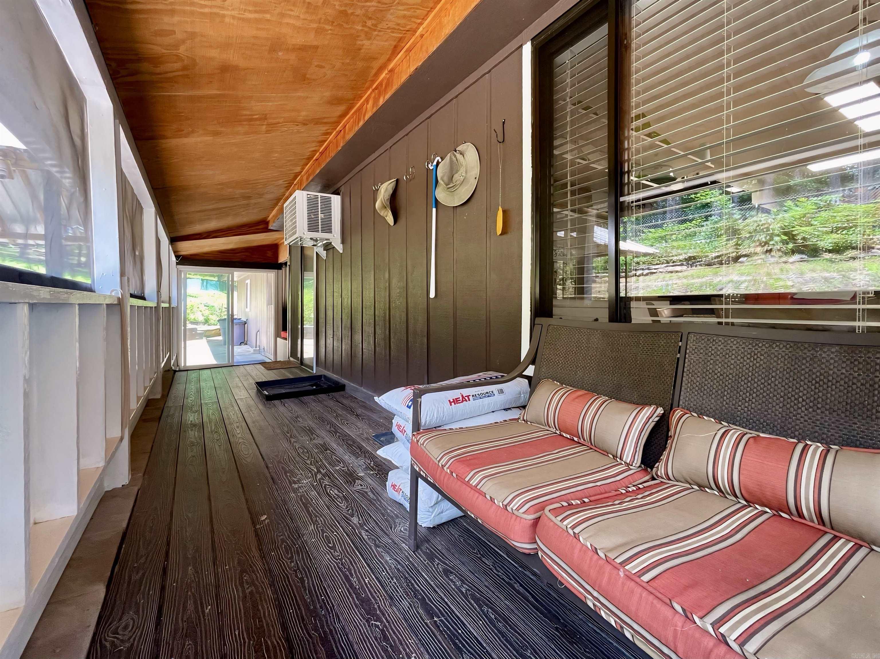 Clinton Original - Residential