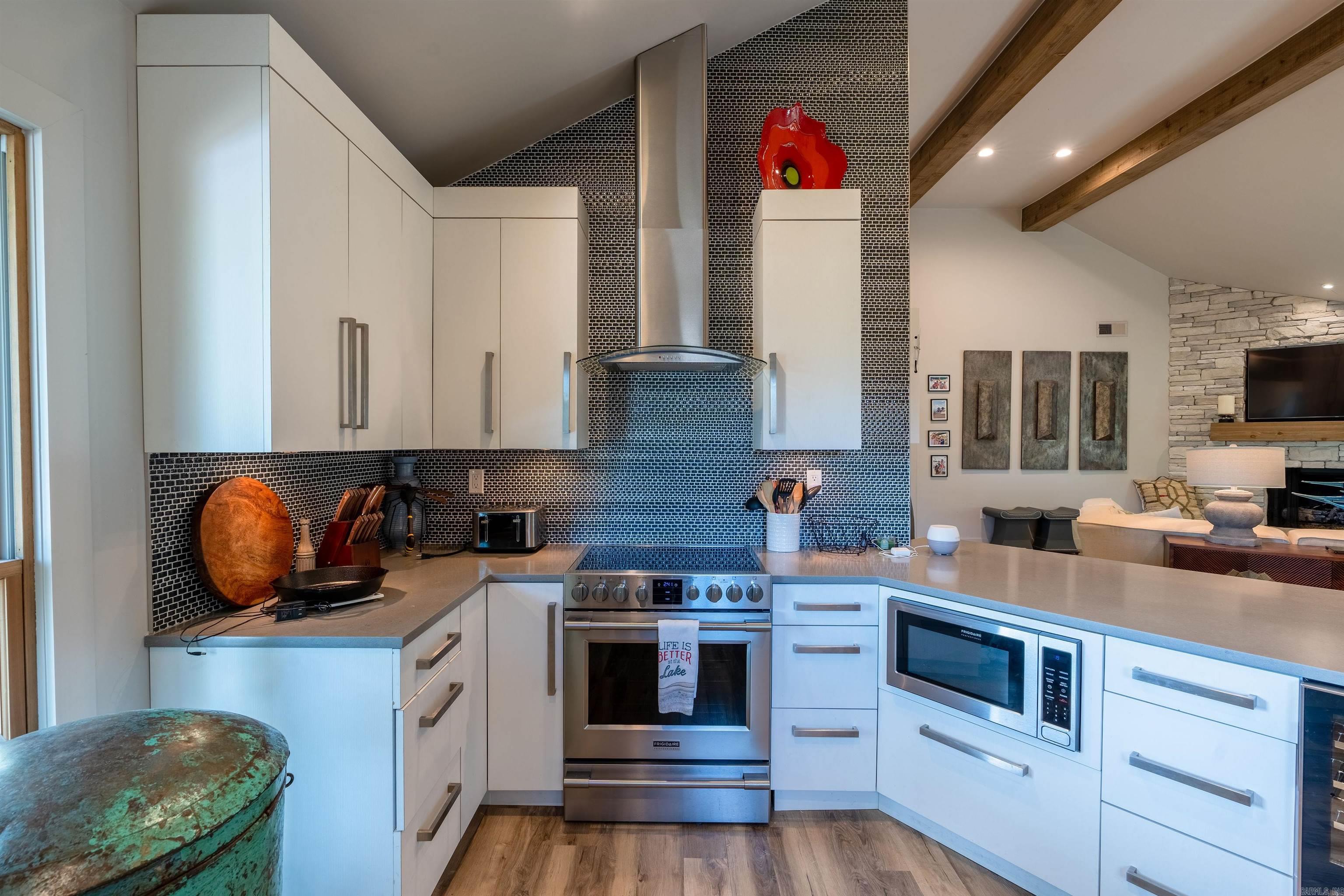 Eden Isle - Residential