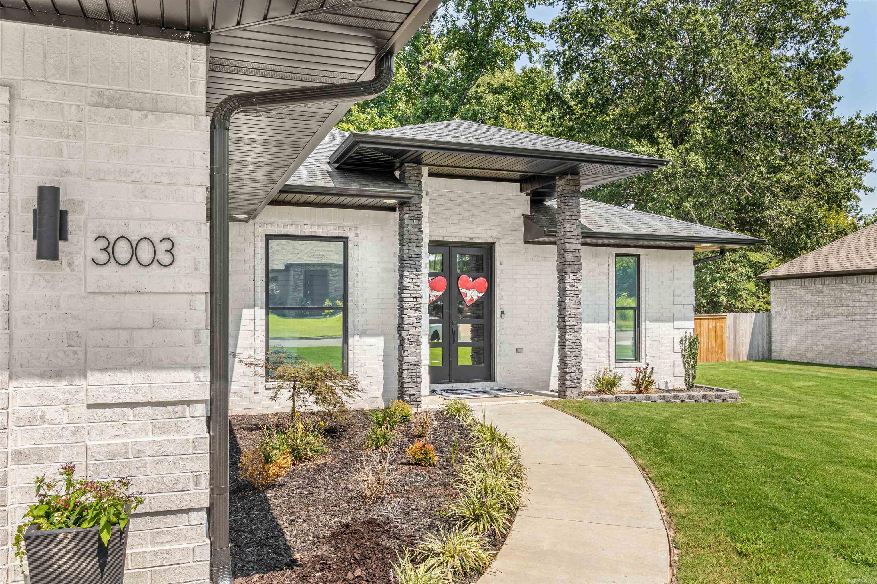 Register Estates III - Residential