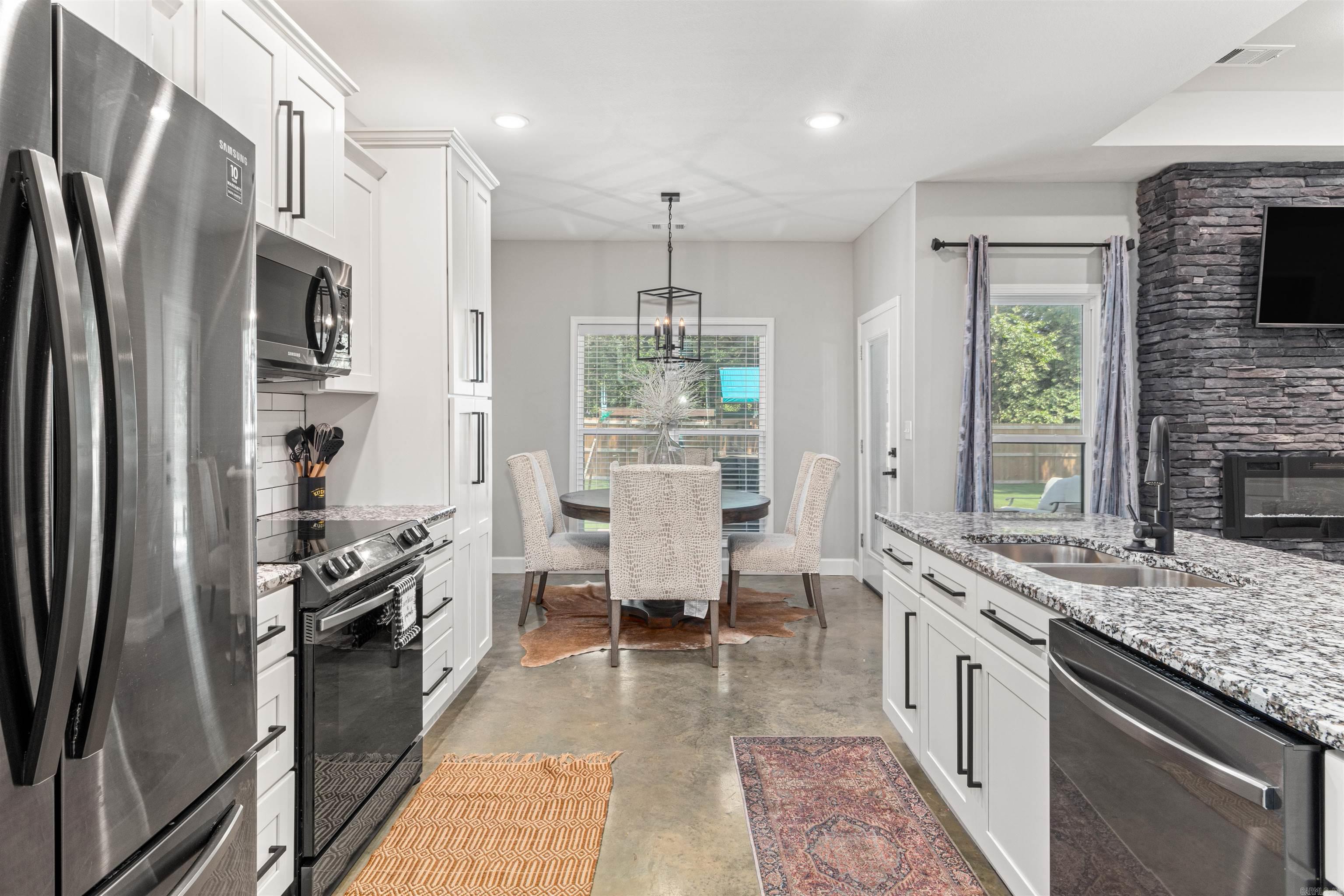 Register Estates III - Residential