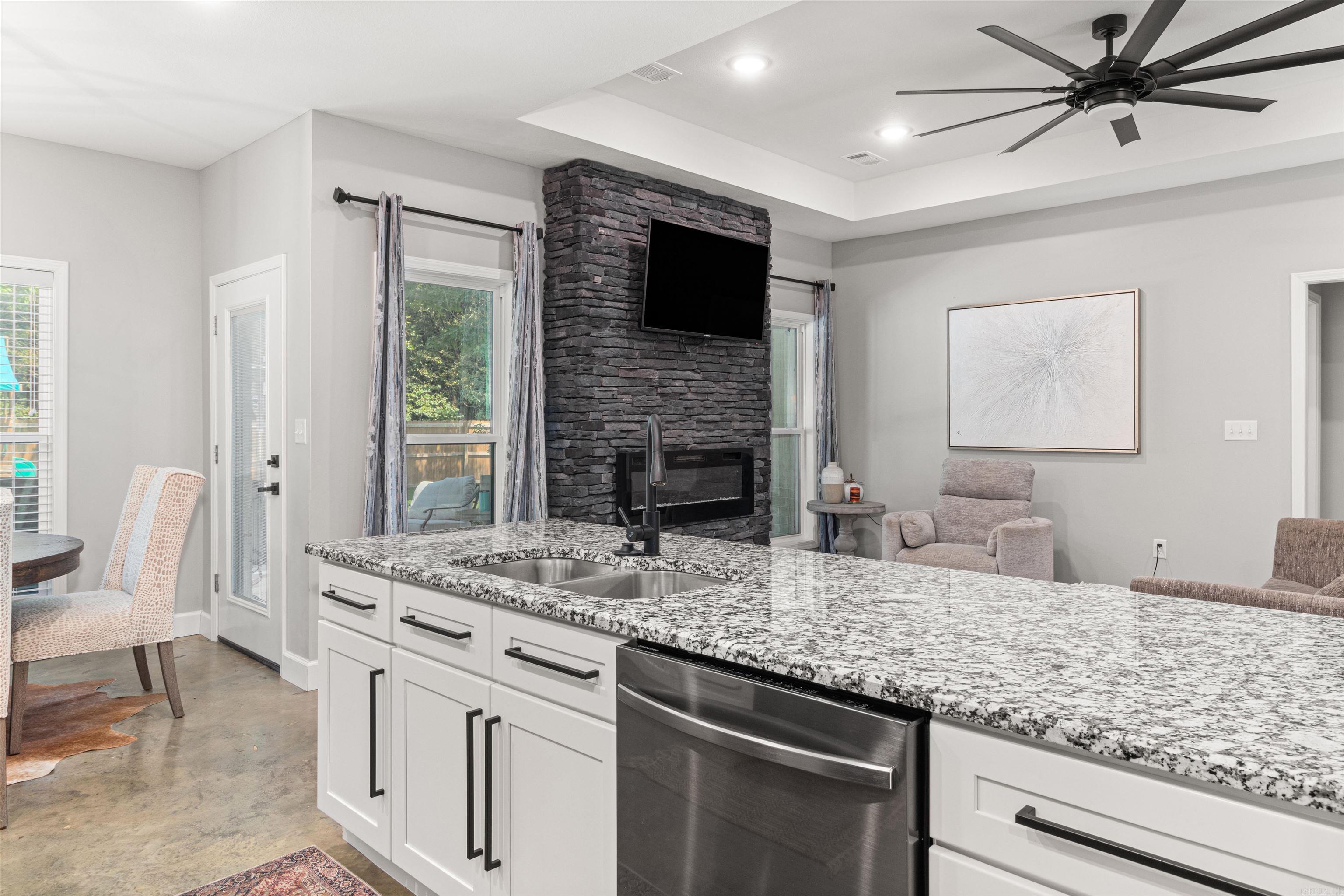 Register Estates III - Residential