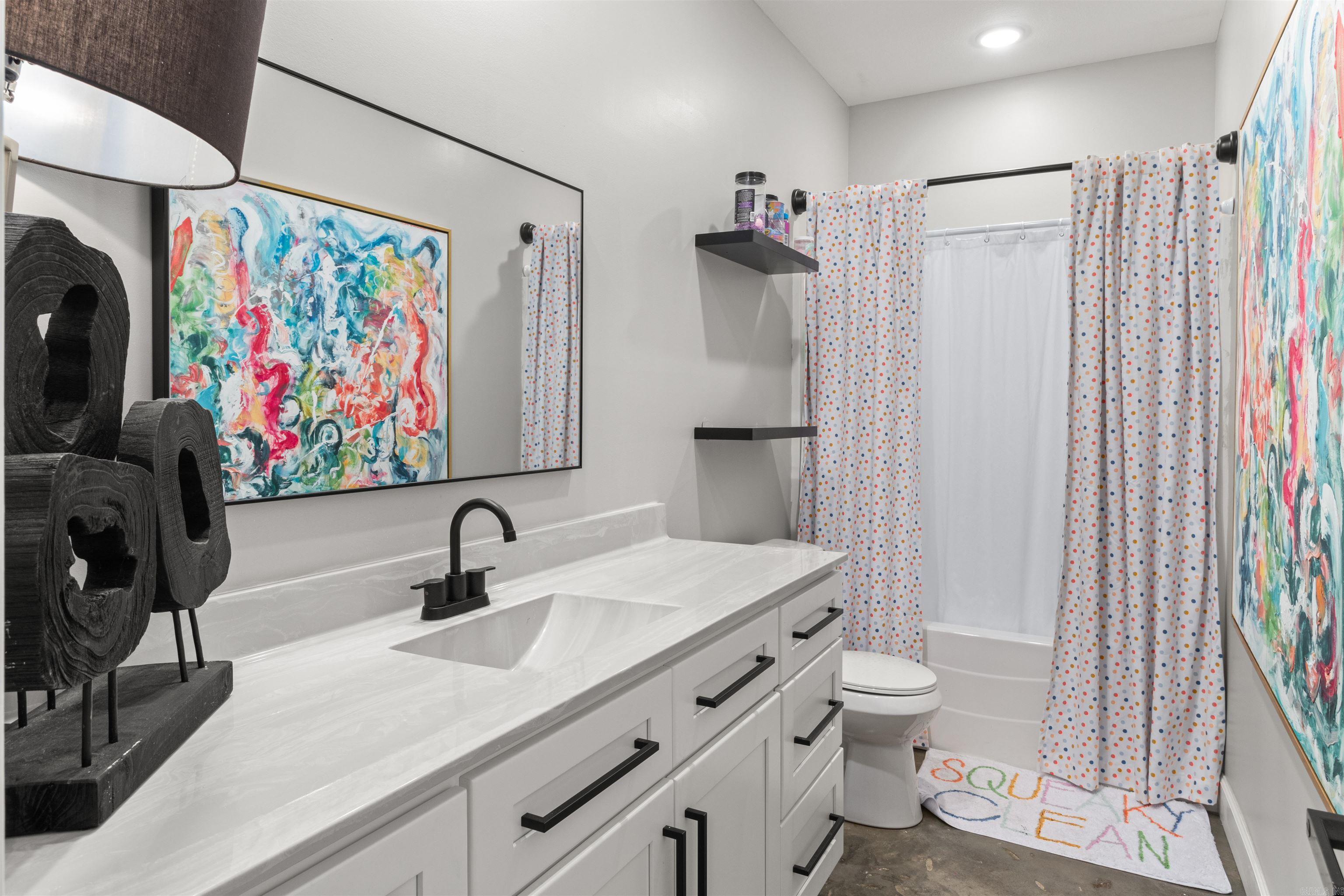 Register Estates III - Residential