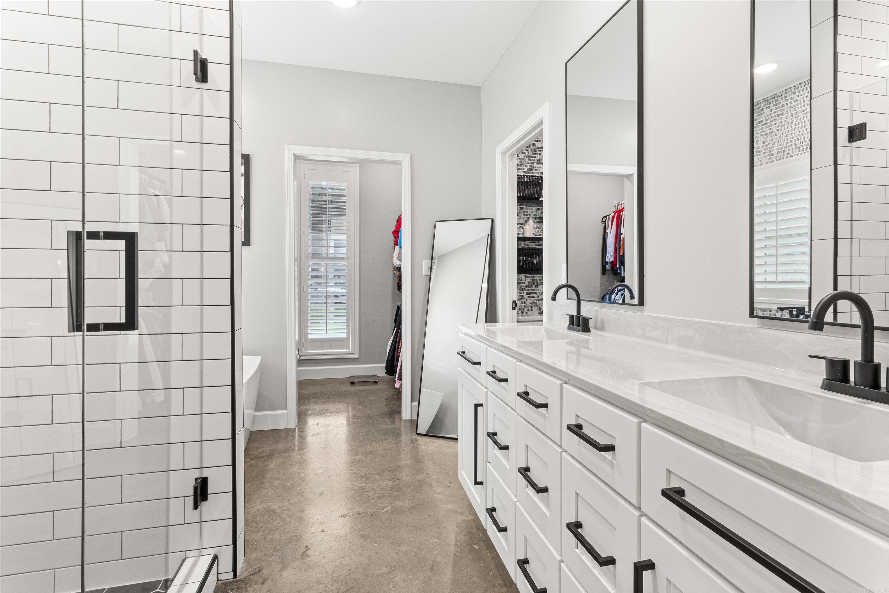 Register Estates III - Residential