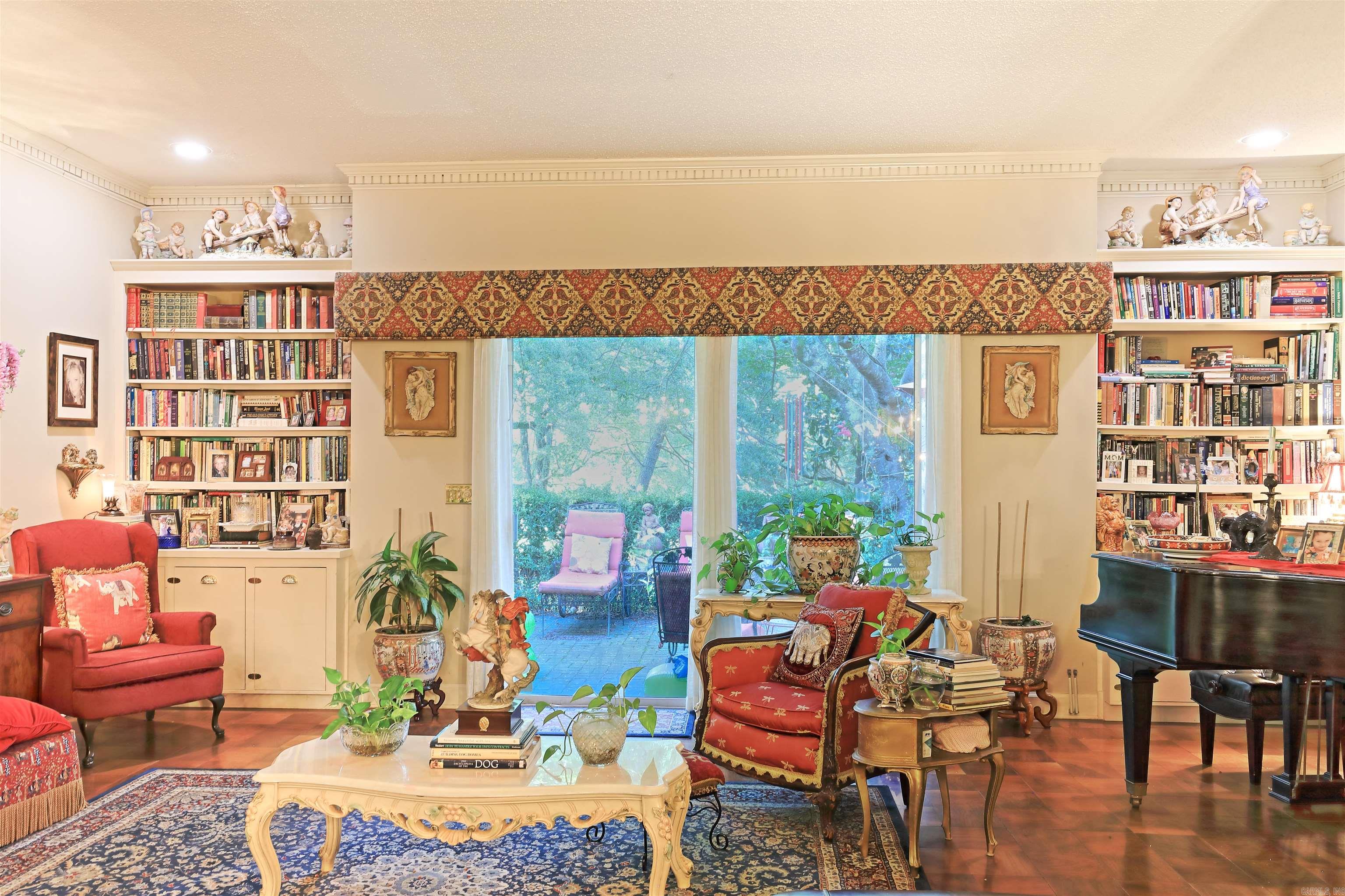 WESTRIDGE HORZ PROP REGIME - Residential