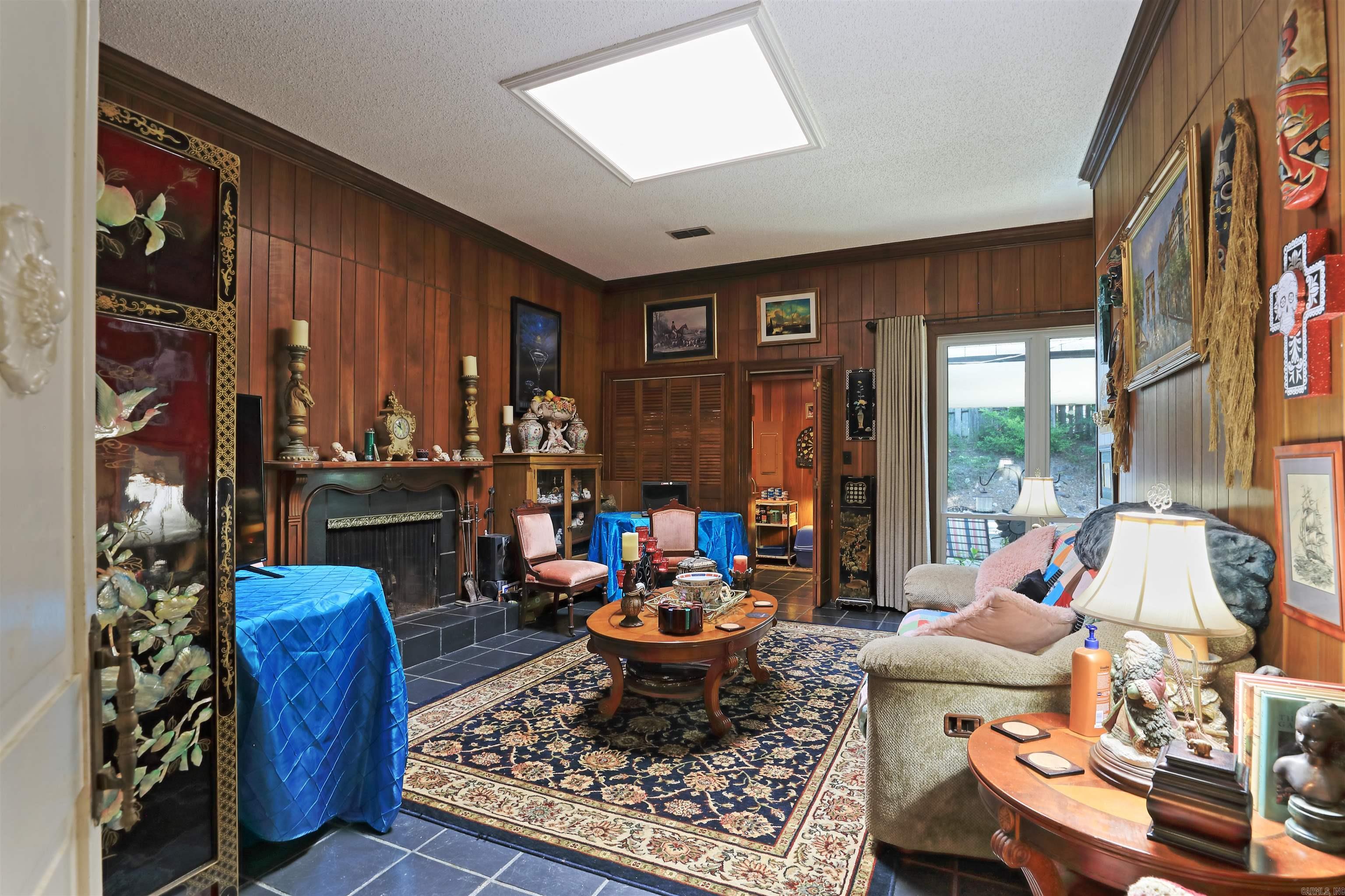 WESTRIDGE HORZ PROP REGIME - Residential