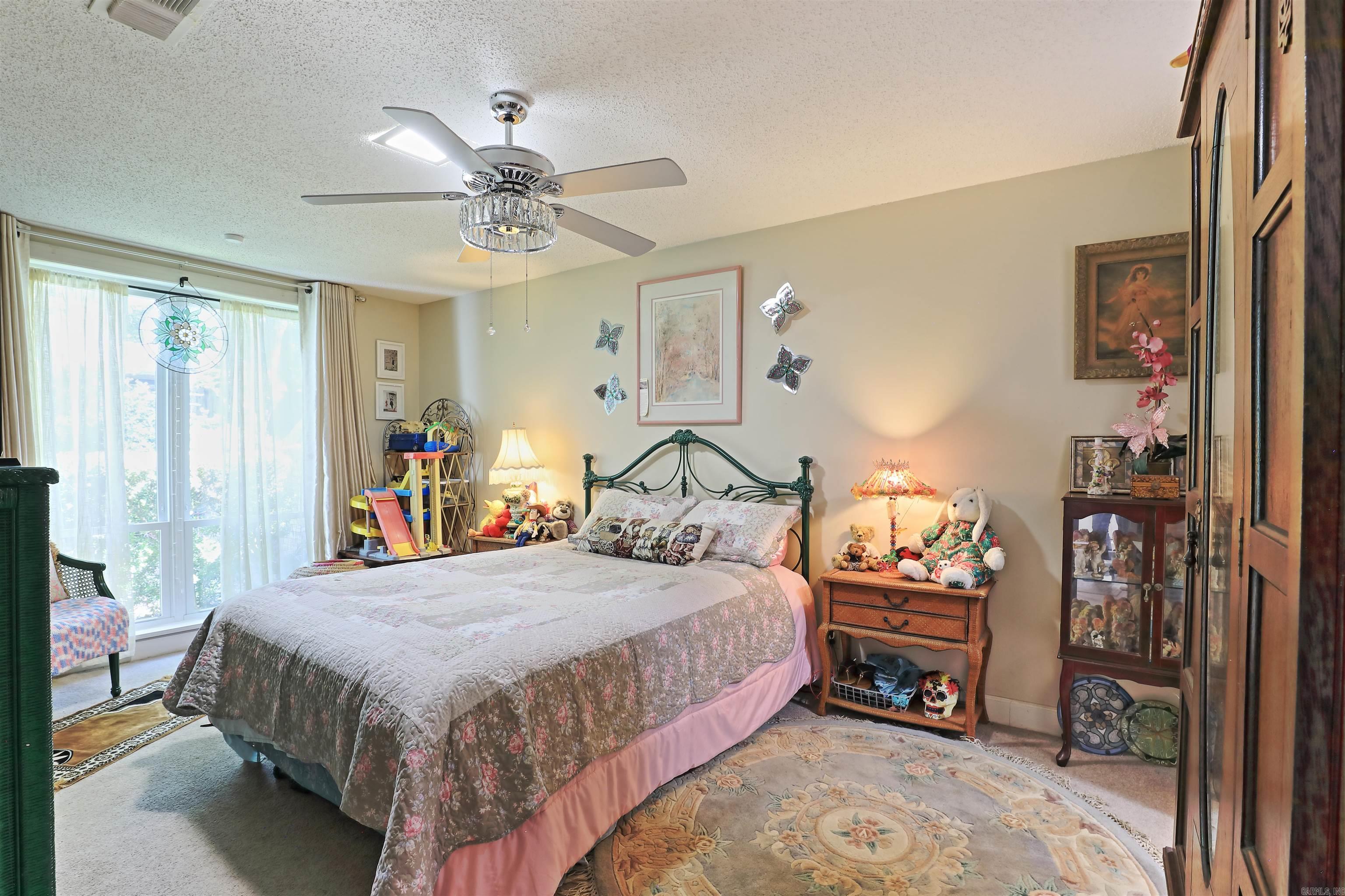 WESTRIDGE HORZ PROP REGIME - Residential