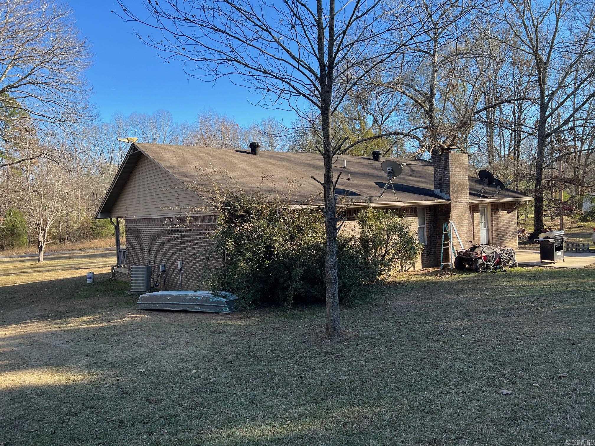 PINE VILLAGE - Residential