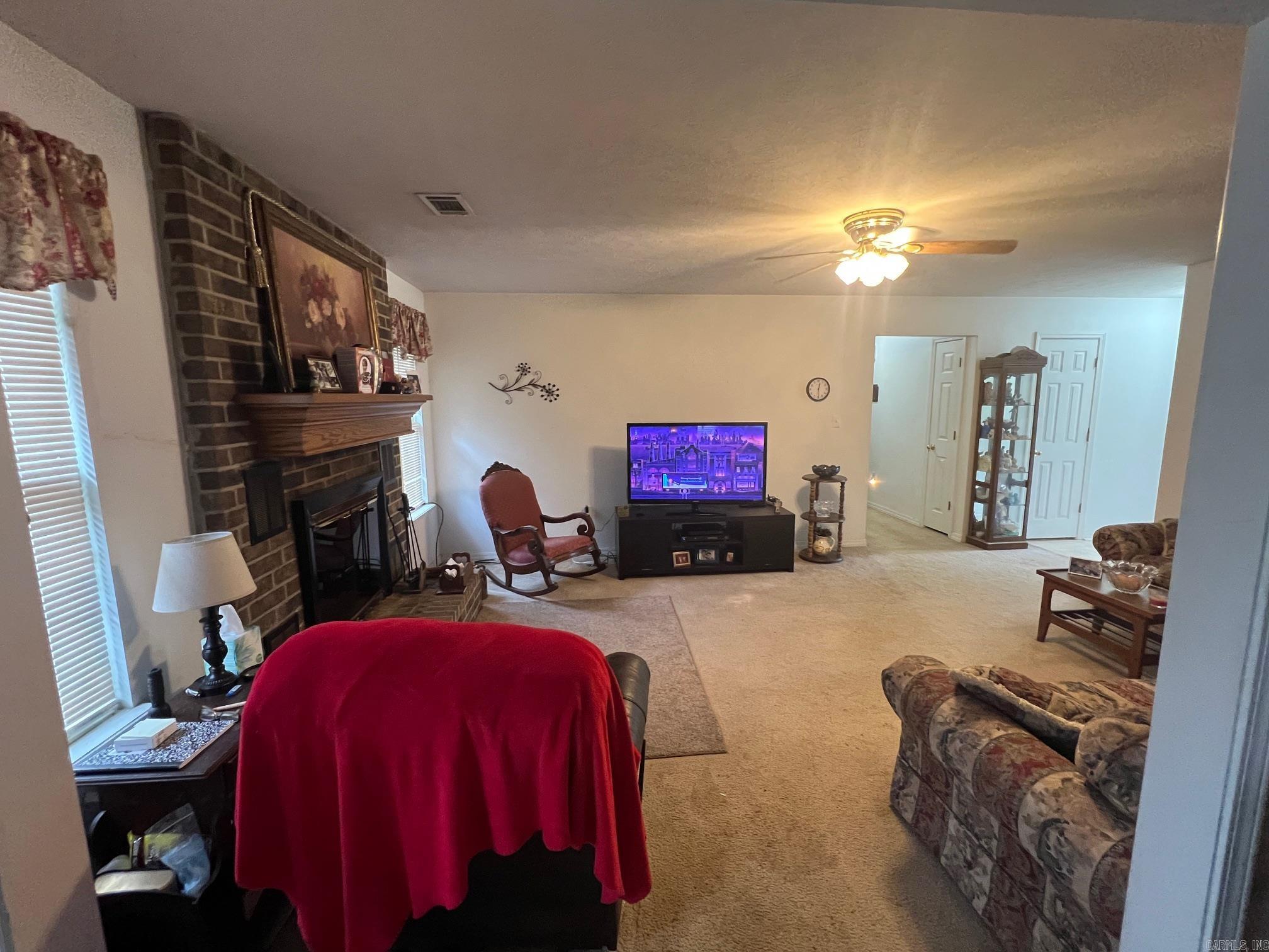 PINE VILLAGE - Residential