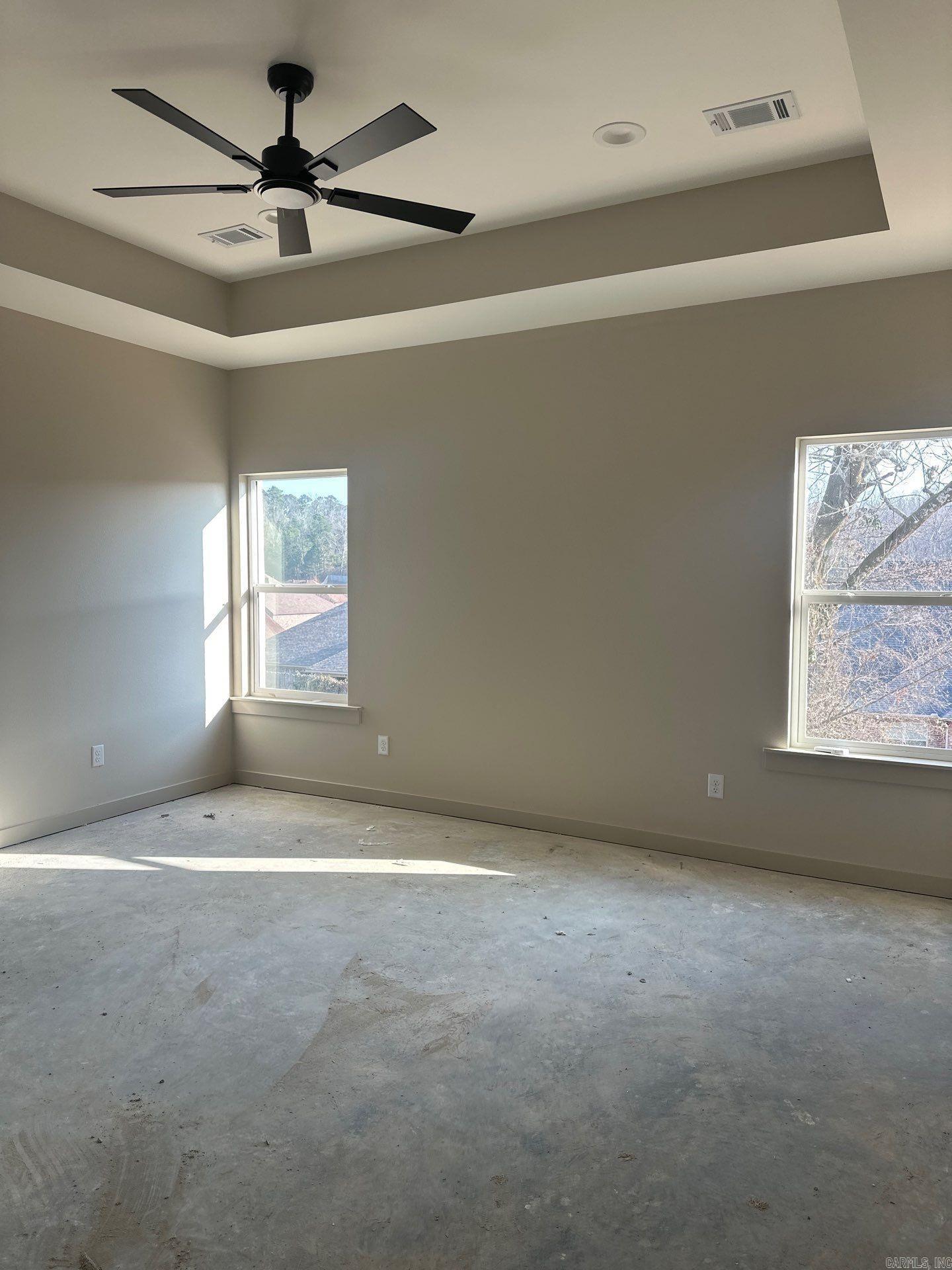 WOODLANDS CHALETS - Residential