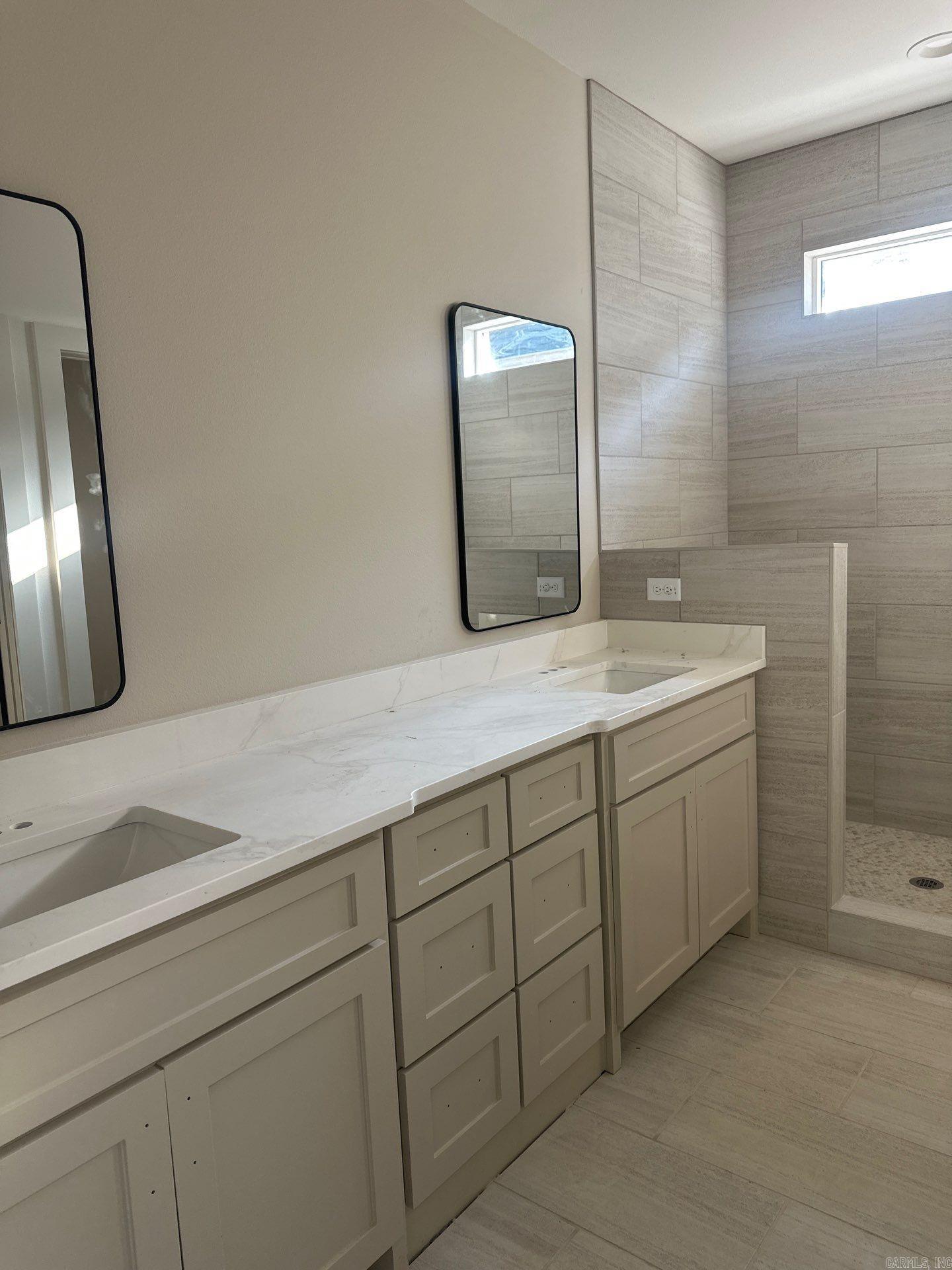 WOODLANDS CHALETS - Residential