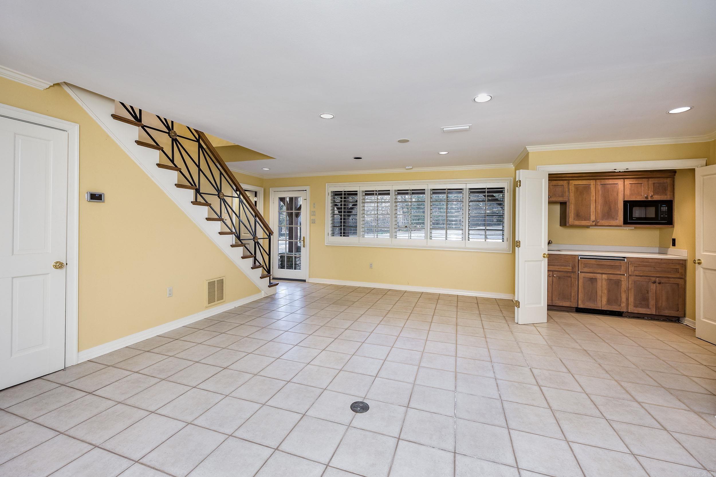 TOADSUCK COUNTRY - Residential