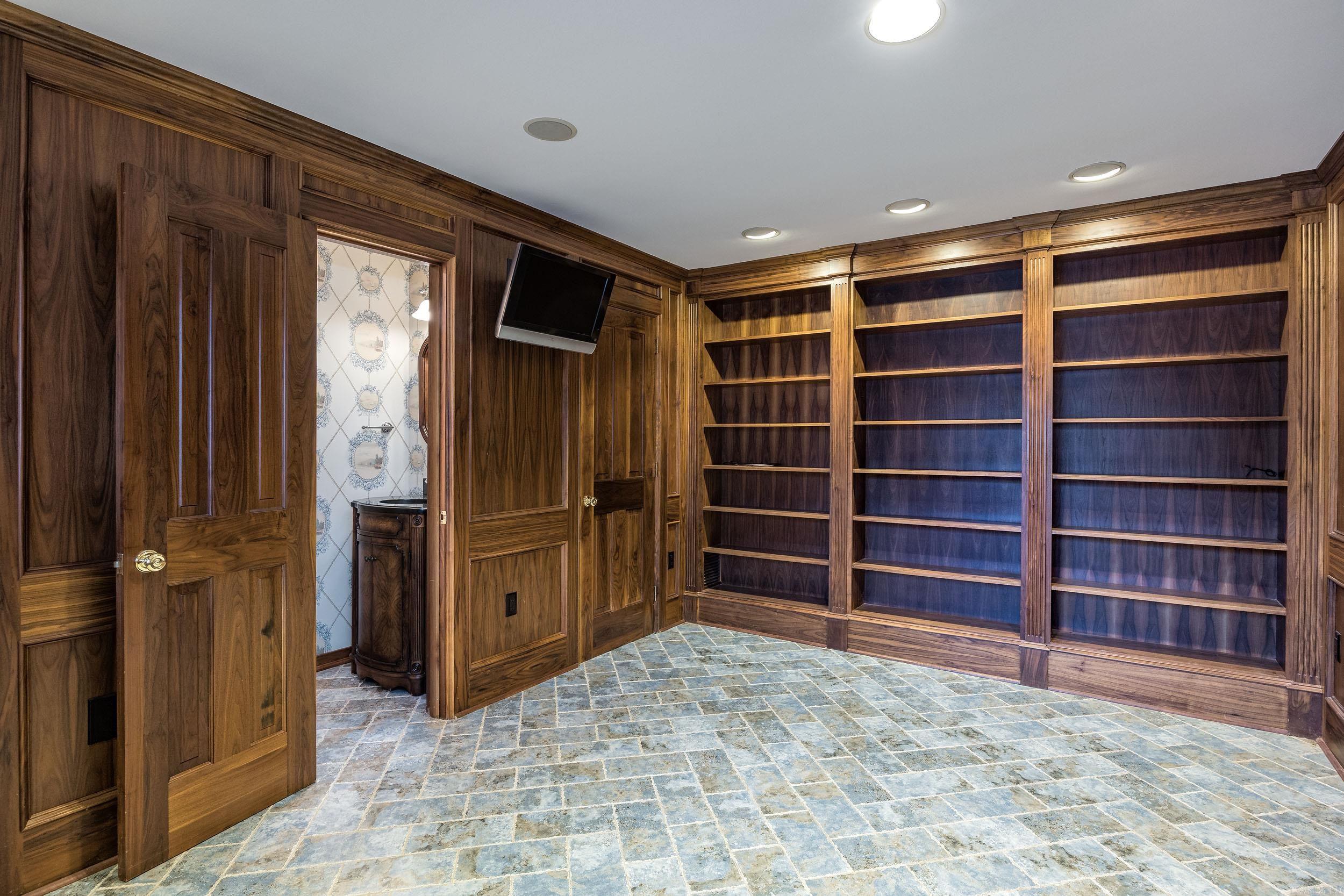 TOADSUCK COUNTRY - Residential