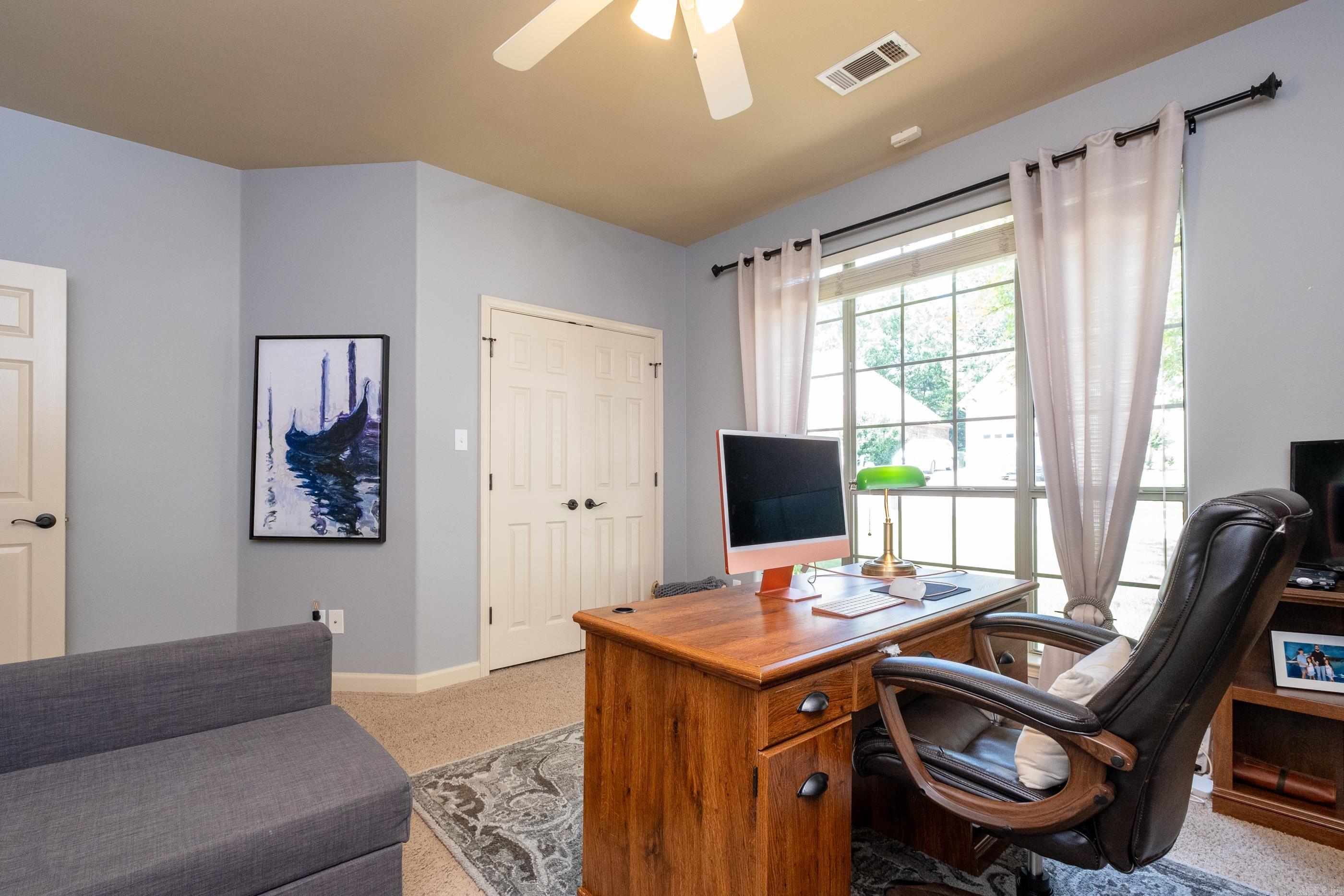 WOODLANDS EDGE - Residential