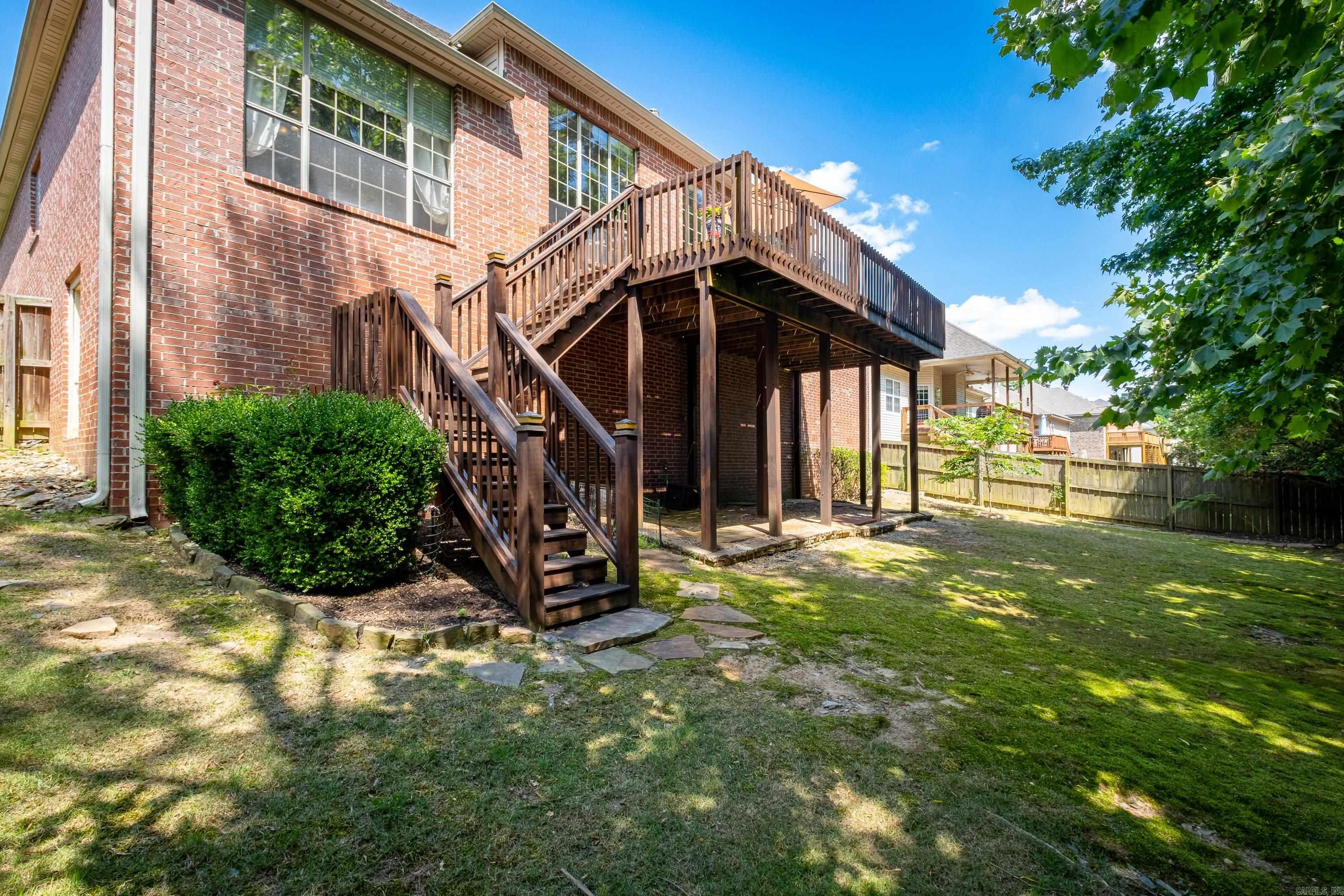 WOODLANDS EDGE - Residential