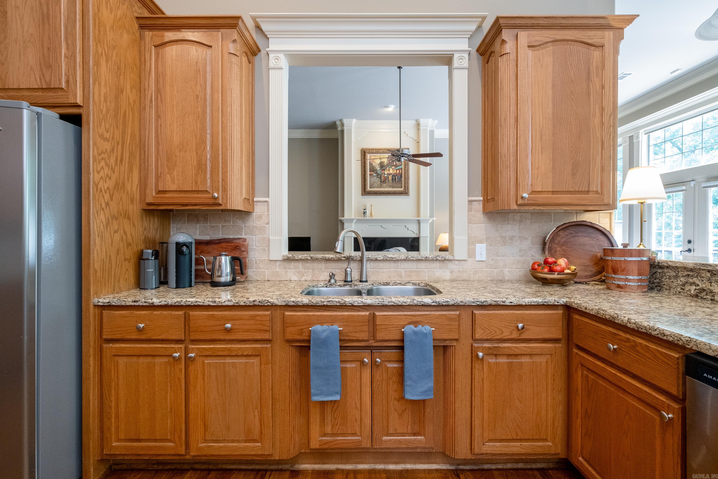 WOODLANDS EDGE - Residential