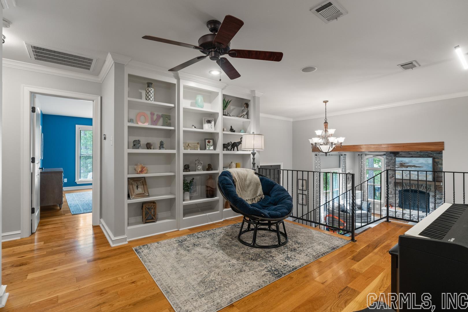 Cresthaven - Residential