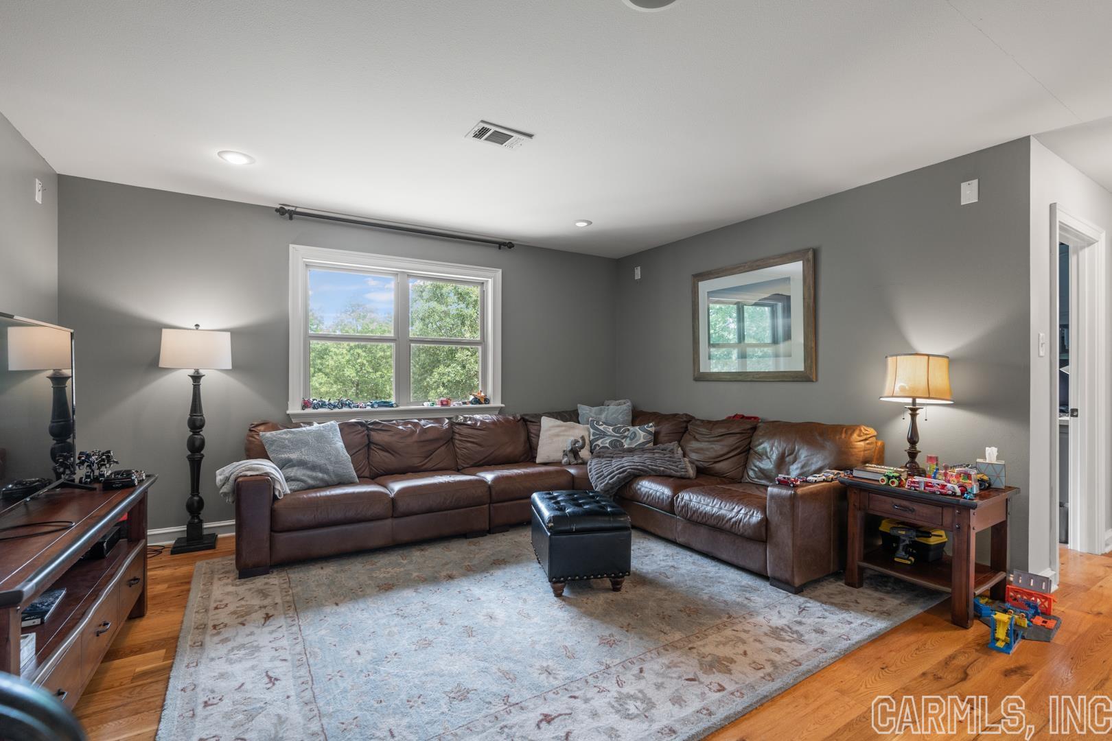 Cresthaven - Residential