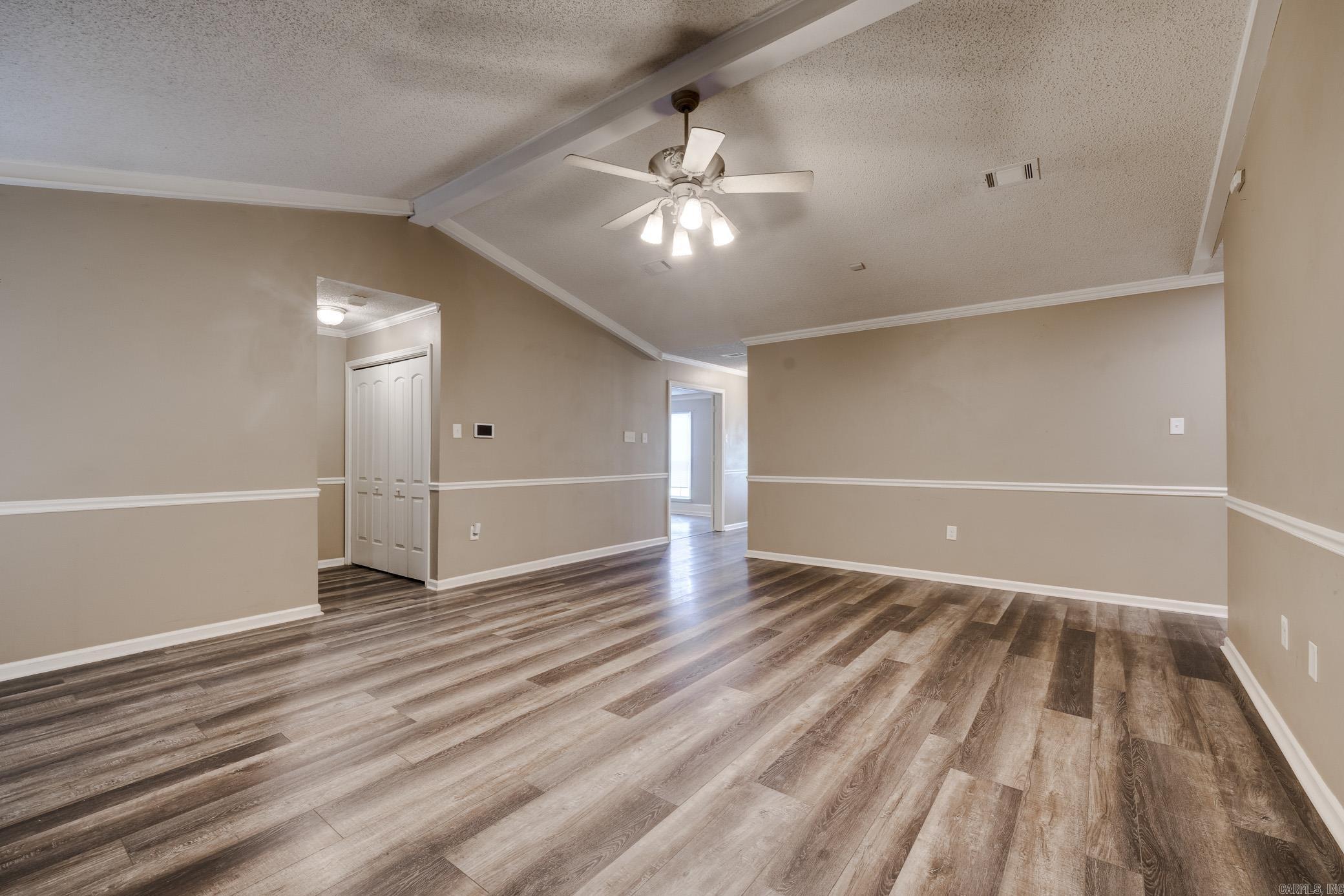 Pickwicket Corner - Residential