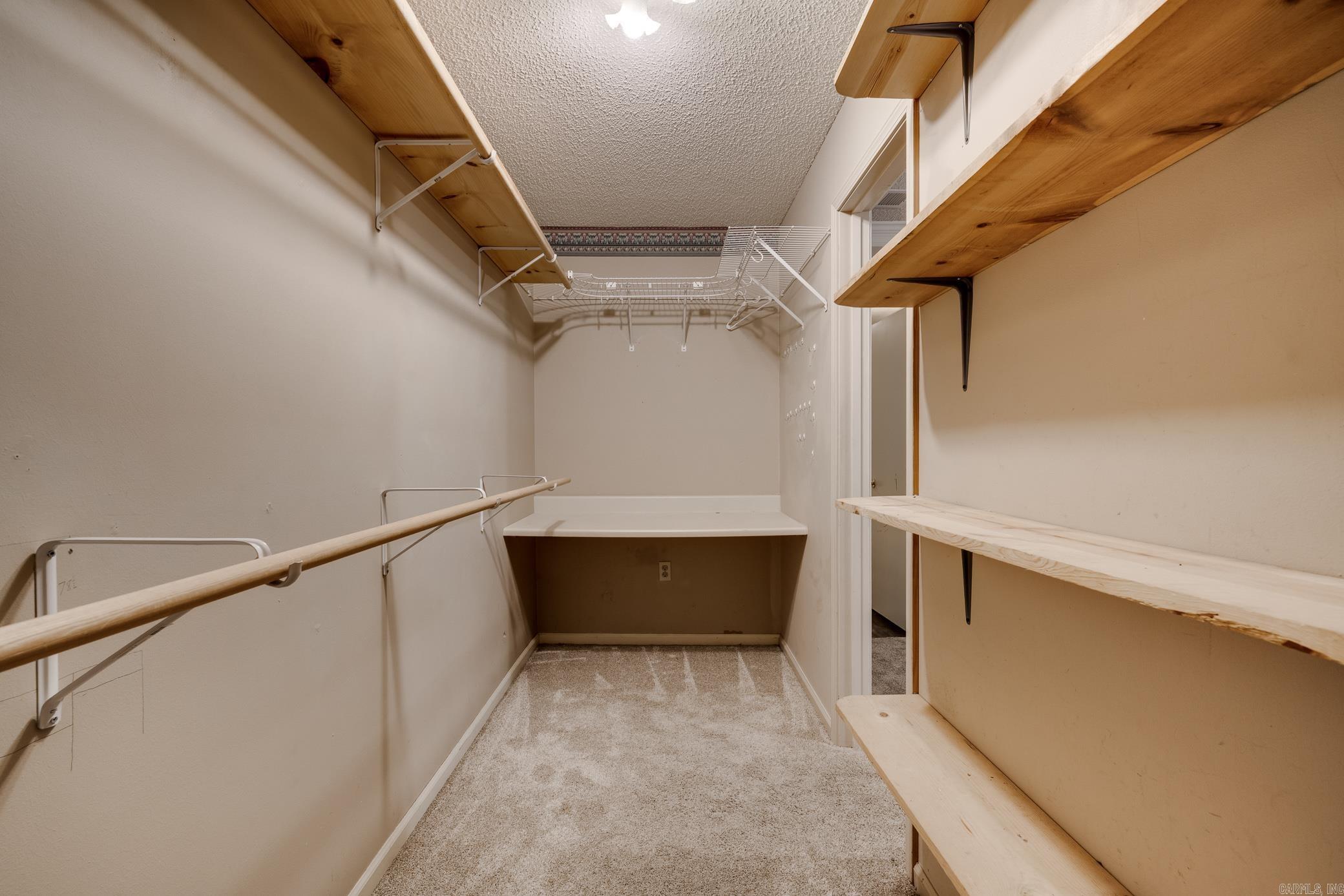 Pickwicket Corner - Residential