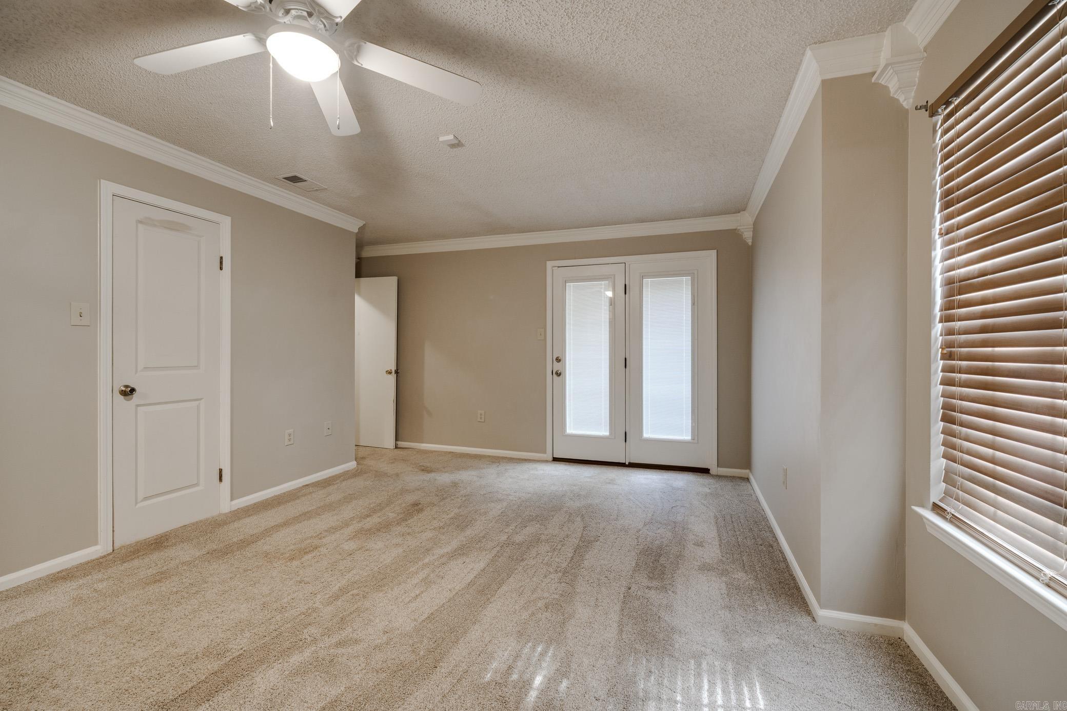 Pickwicket Corner - Residential