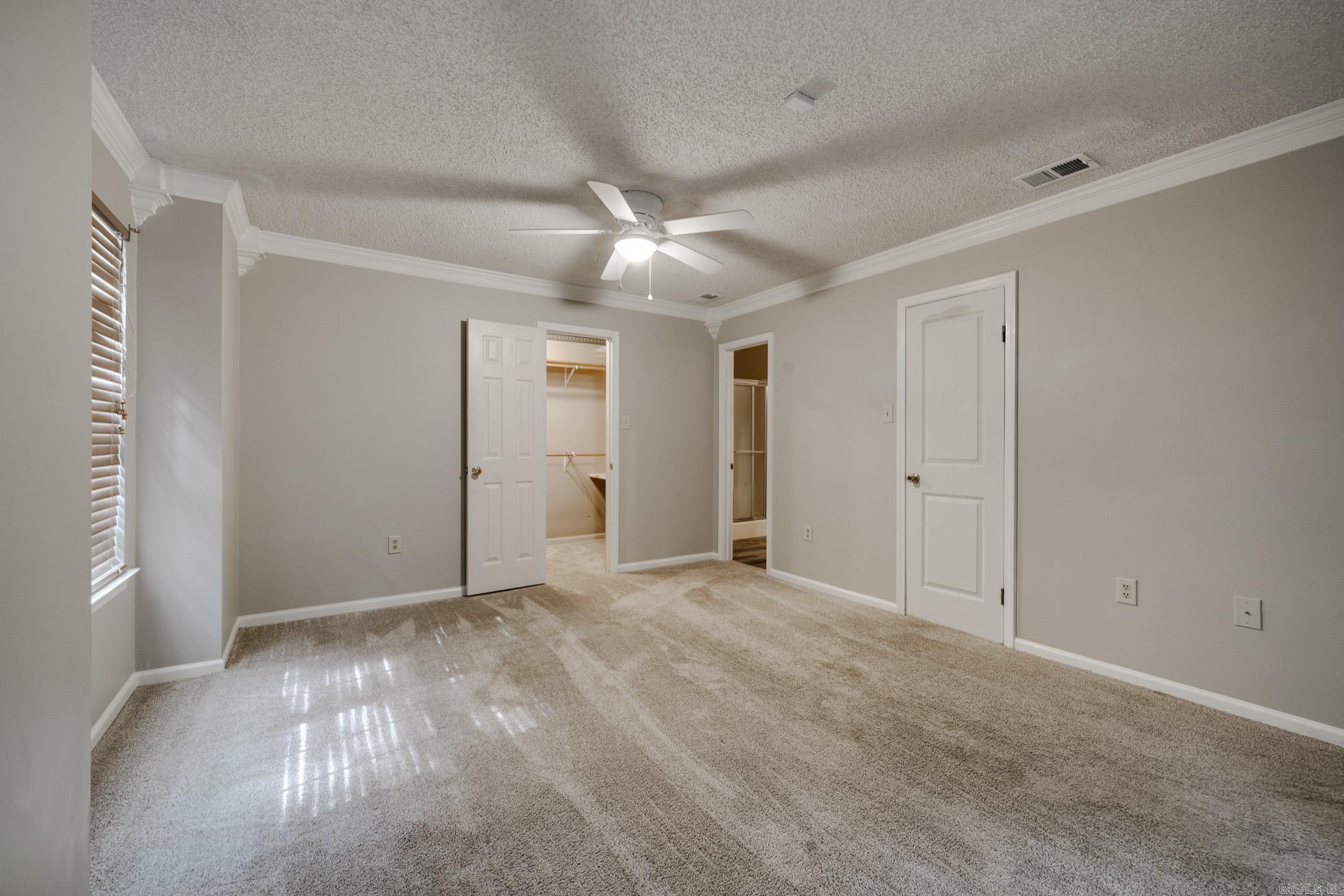 Pickwicket Corner - Residential