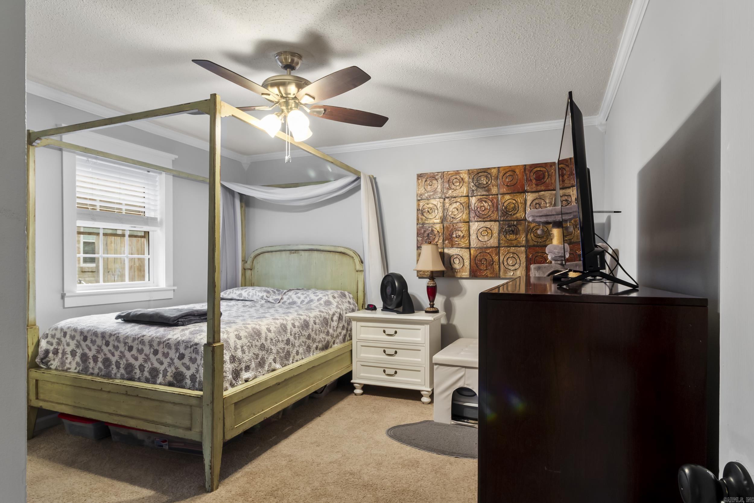 DELTA LAWN - Residential