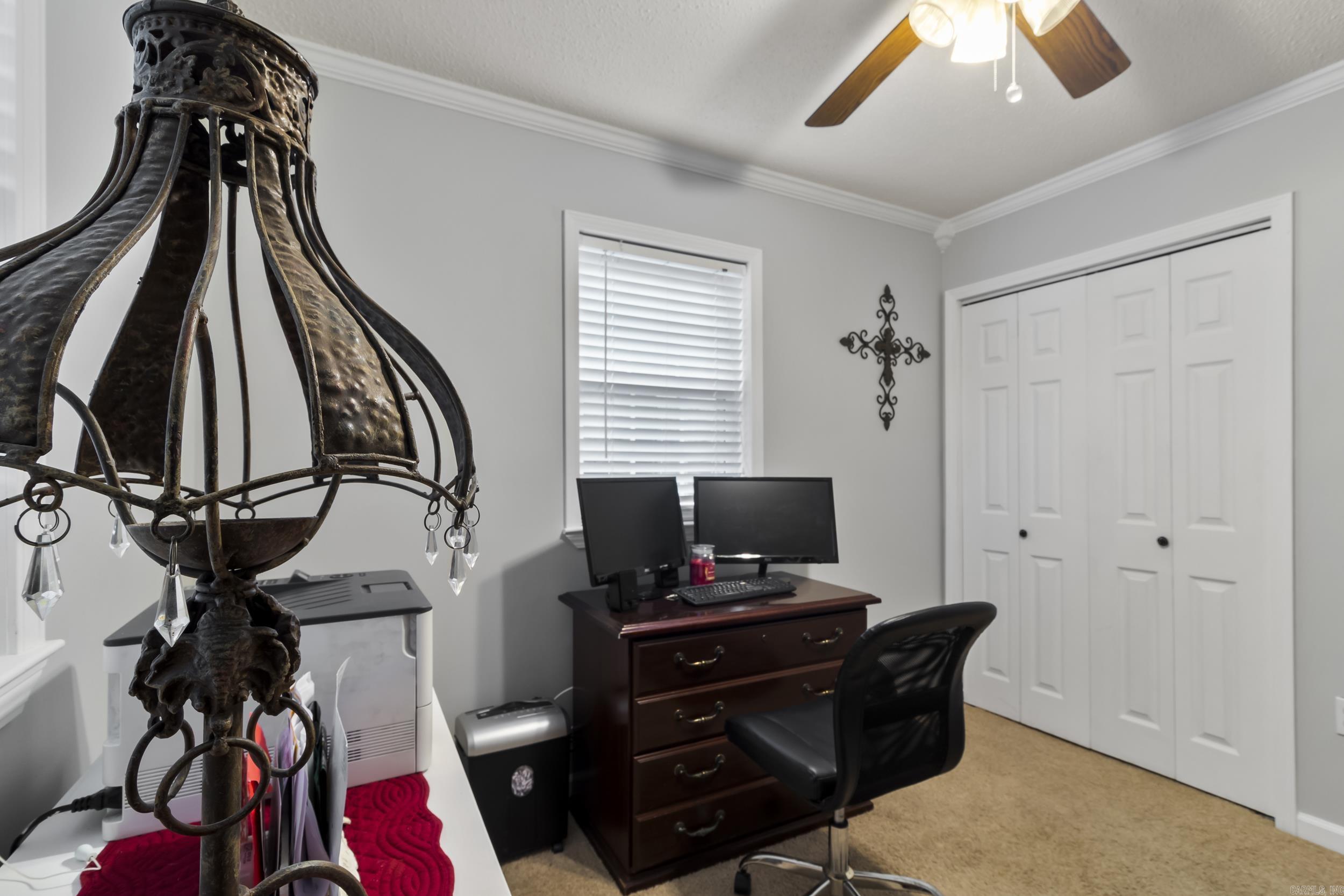 DELTA LAWN - Residential