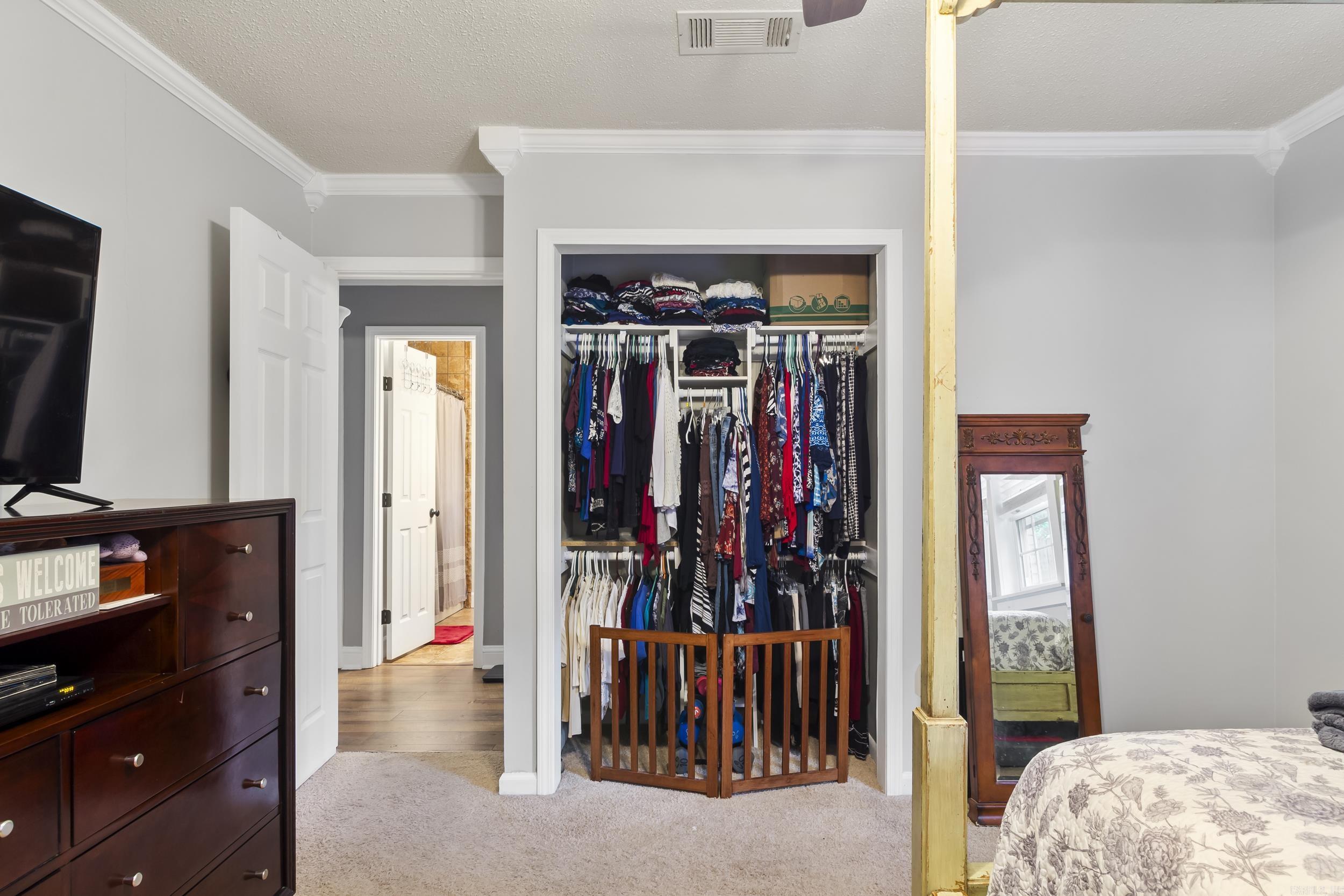 DELTA LAWN - Residential