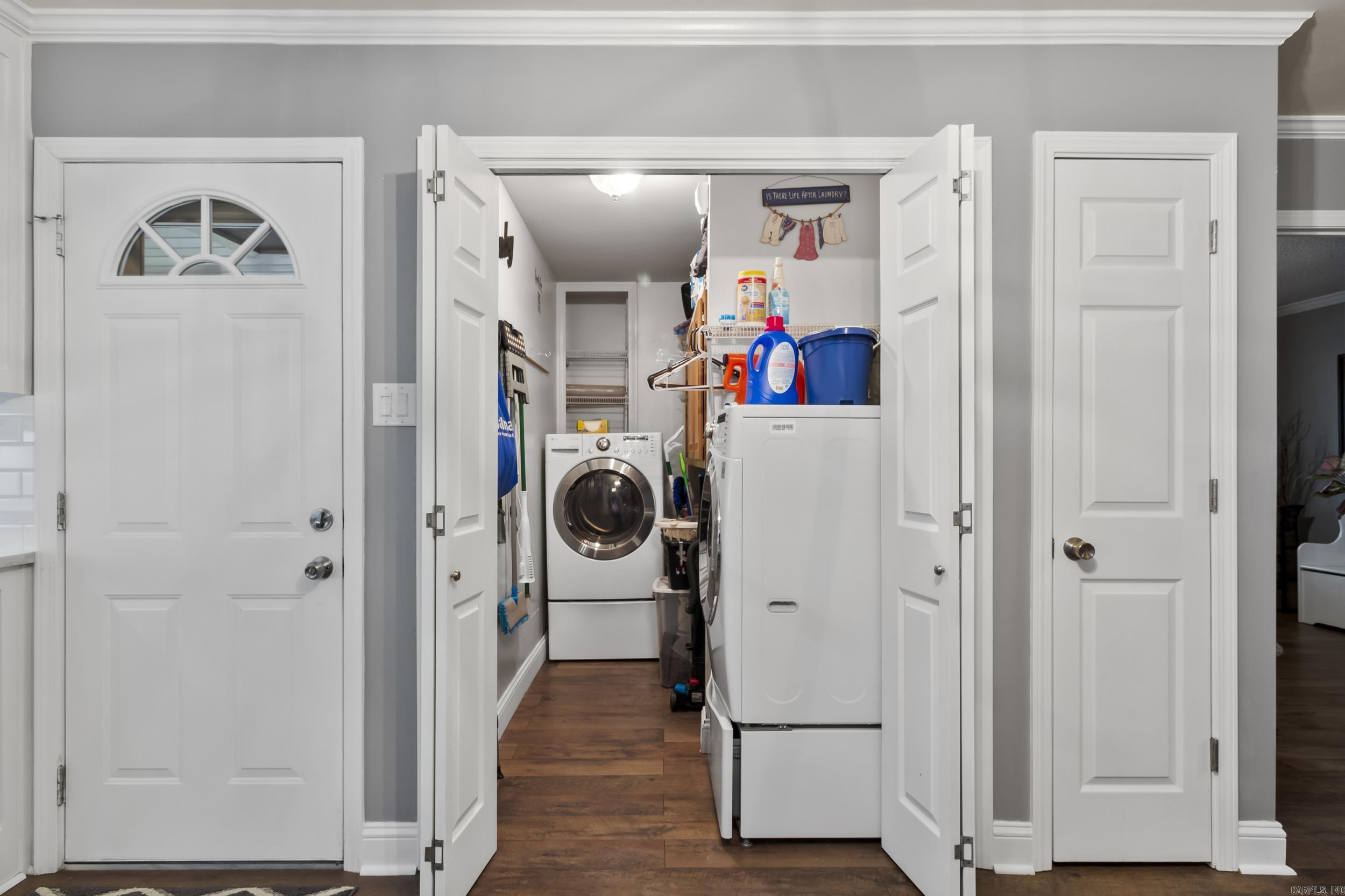 DELTA LAWN - Residential