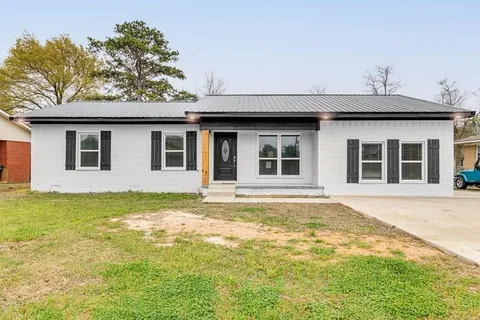 MLS: 25008334