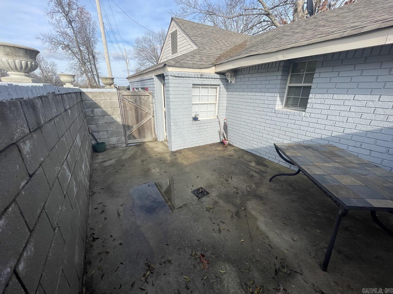 Mayflower - Residential Lease